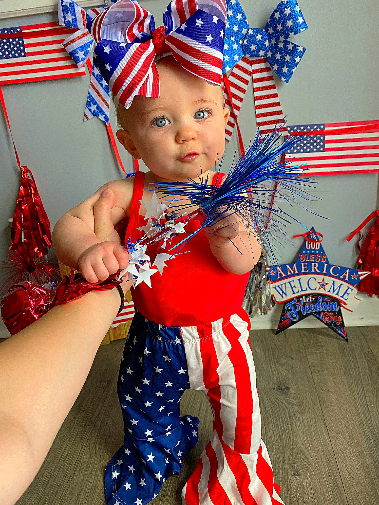 Anniston is registered to the contest to win money with this photo: baby, baby_toddler_clothing, blue, cap, carmine, child, costume_hat, electric_blue, event, fashion_accessory, fictional_character, fun, happy, hat, headgear, headwear, jewellery, party_supply, pattern, person