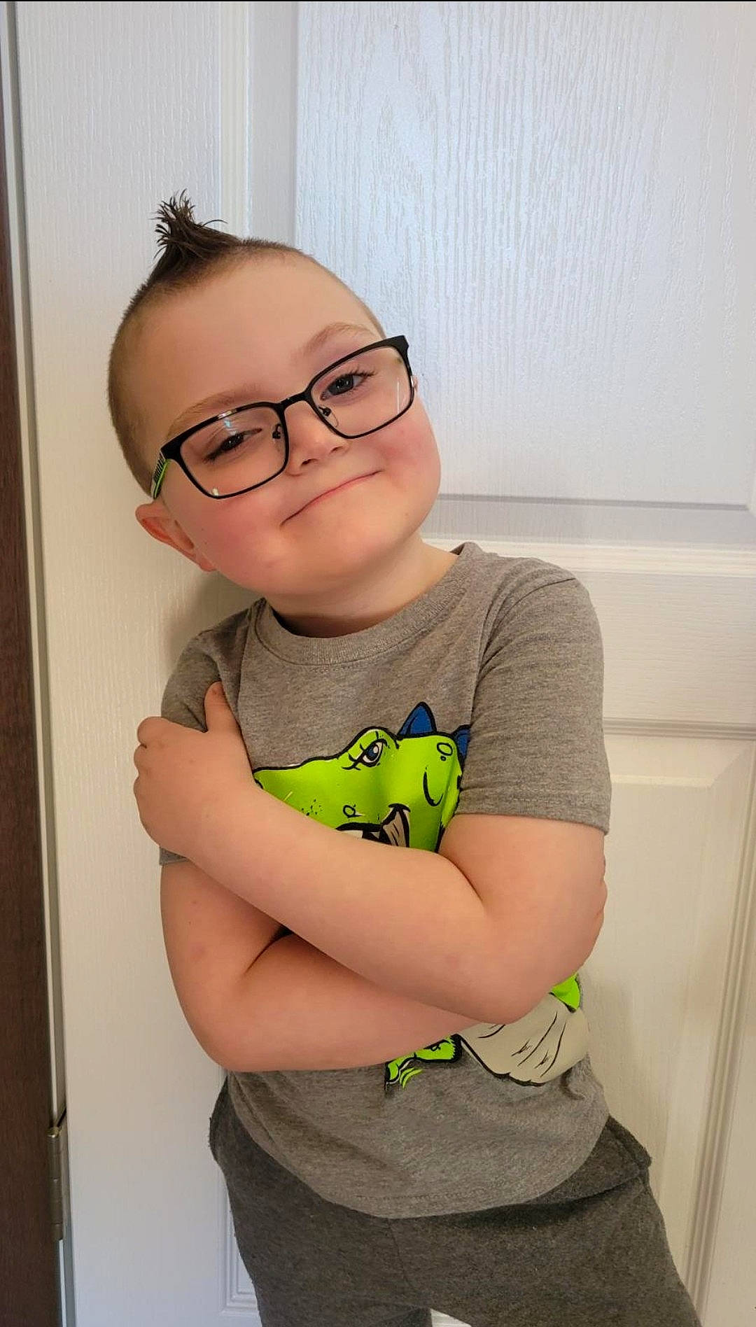 Kyson joined the competition — help win amazing prizes! clothing, elbow, eye, eyewear, facial_expression, finger, gesture, glasses, hairstyle, hand, happy, human_body, joint, joy, neck, person, shoulder, sleeve, smile, standing