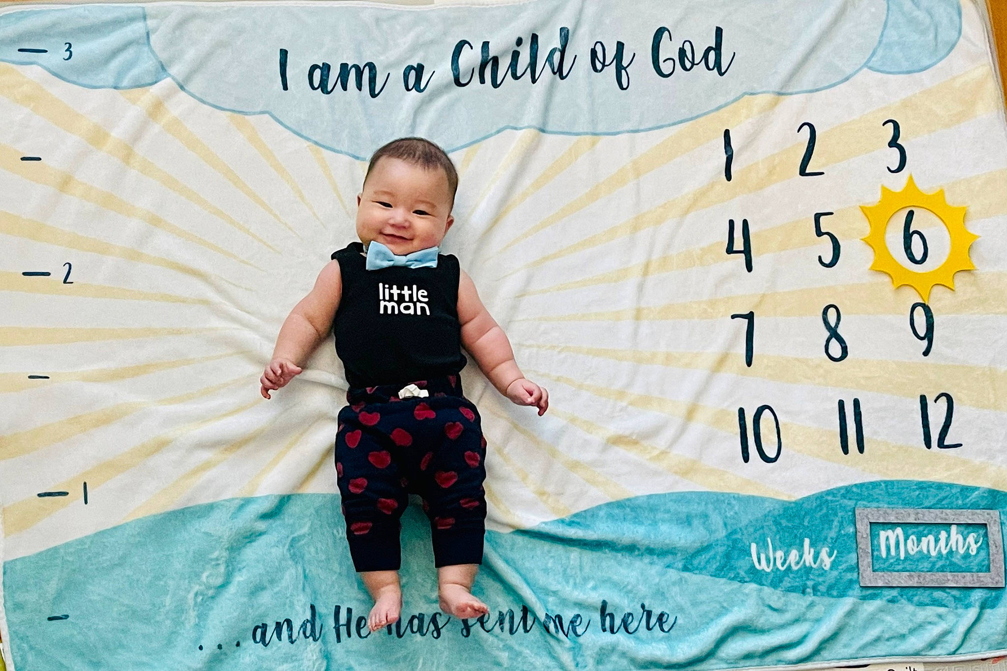 Cyrus is registered to the contest to win money with this photo: adaptation, baby, baby_toddler_clothing, child, event, facial_expression, font, fun, happy, joy, leisure, mammal, pattern, people_in_nature, person, product, shorts, sleeve, smile, t_shirt