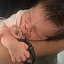 Valentina a rejoint le concours — aidez-le/la à gagner de superbes lots ! baby, sleeping, pacifier, hand, bracelet, arm, person, clothing, infant, closeup, skin, hair, fingertips, holding, resting, comfort, indoor, soft_light, peaceful, cute