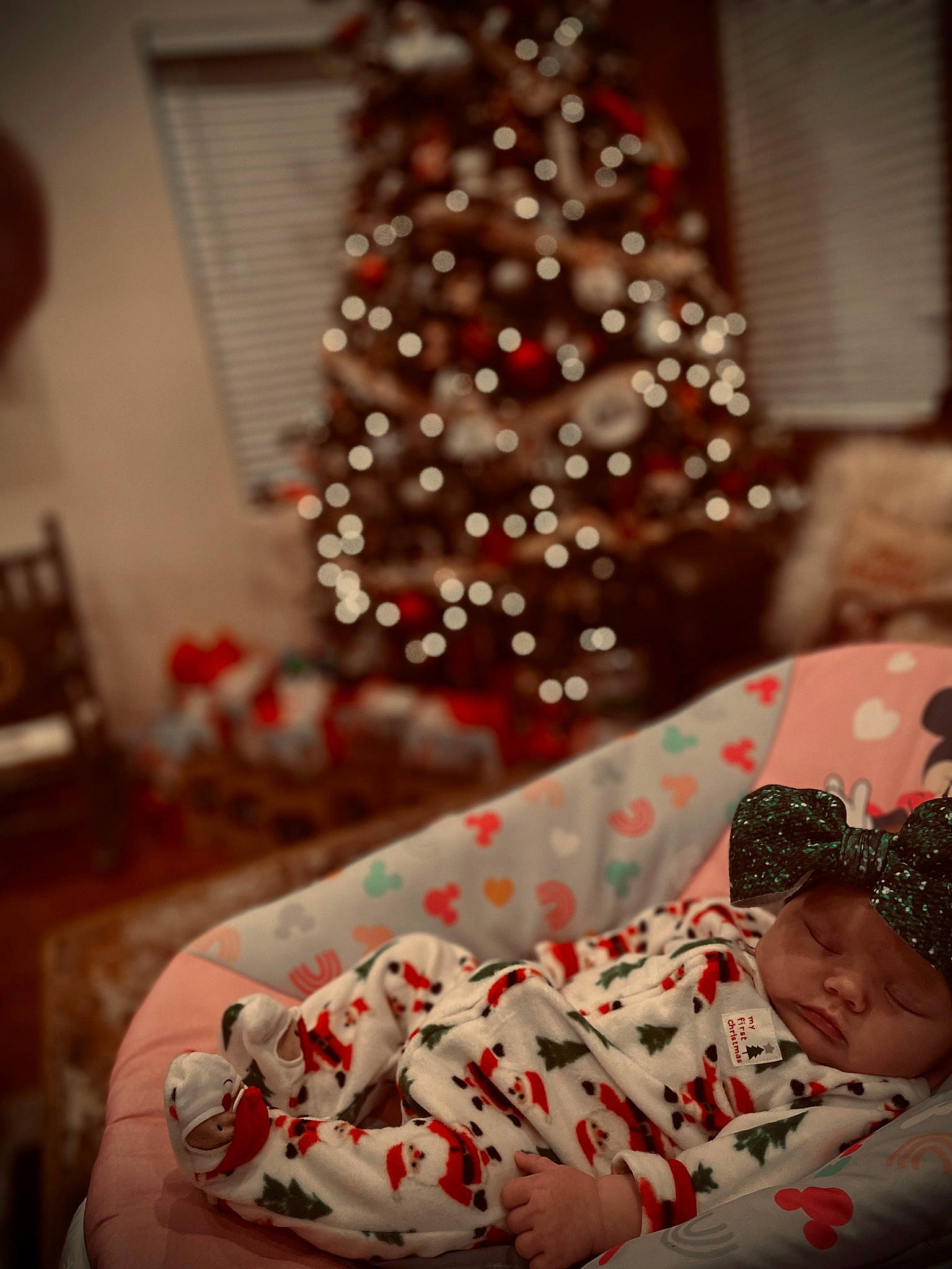 Kaydence is registered to the contest to win money with this photo: carmine, christmas, christmas_decoration, christmas_ornament, christmas_tree, comfort, conifer, event, happy, headwear, holiday, holiday_ornament, linens, ornament, pattern, person, plant, red, room, tradition