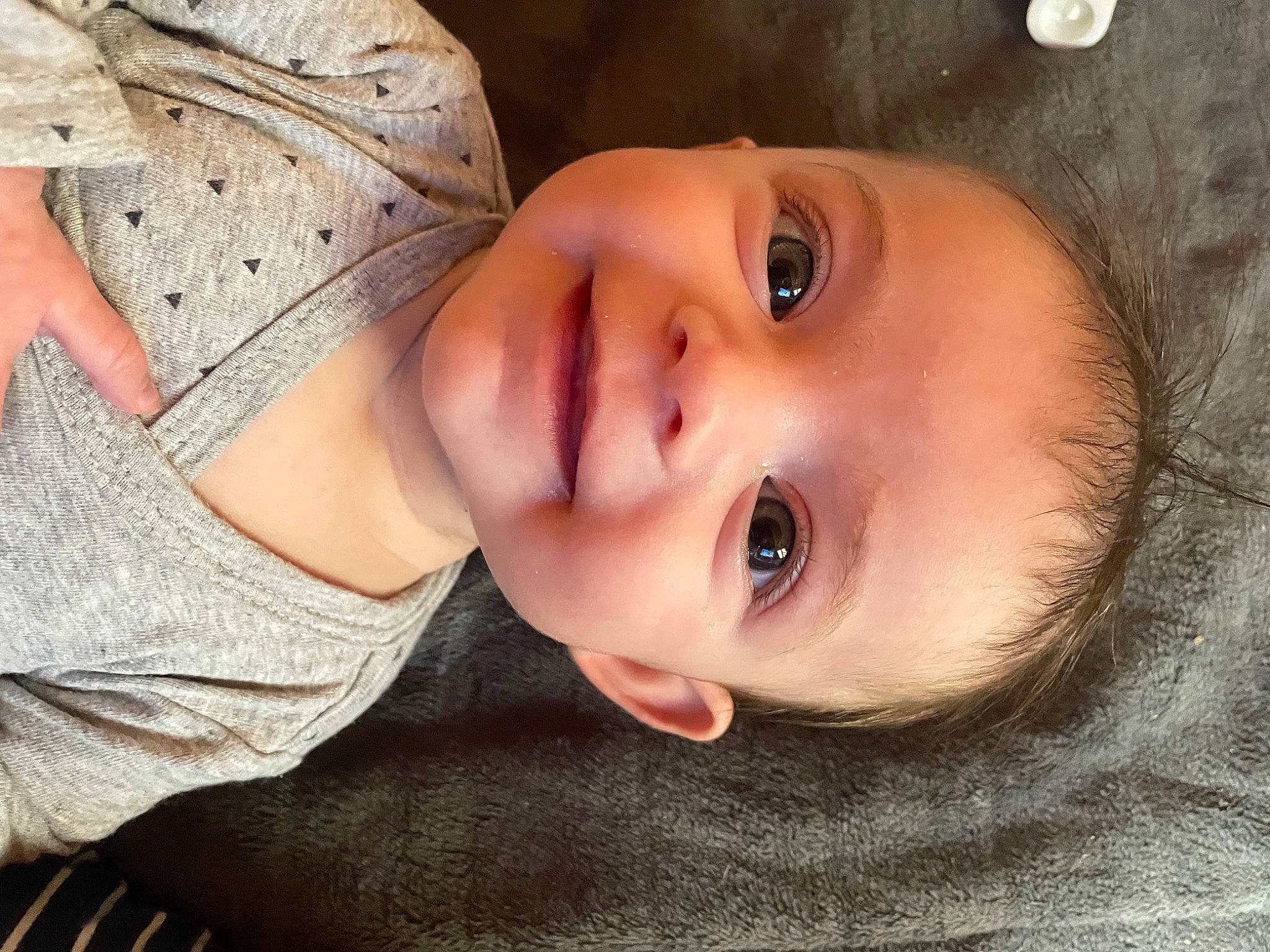 Kiara a rejoint le concours — aidez-le/la à gagner de superbes lots ! cheek, eye, eyebrow, eyelash, face, flash_photography, forehead, hat, head, human_body, iris, joy, lip, mammal, mouth, neck, nose, person, plant, skin