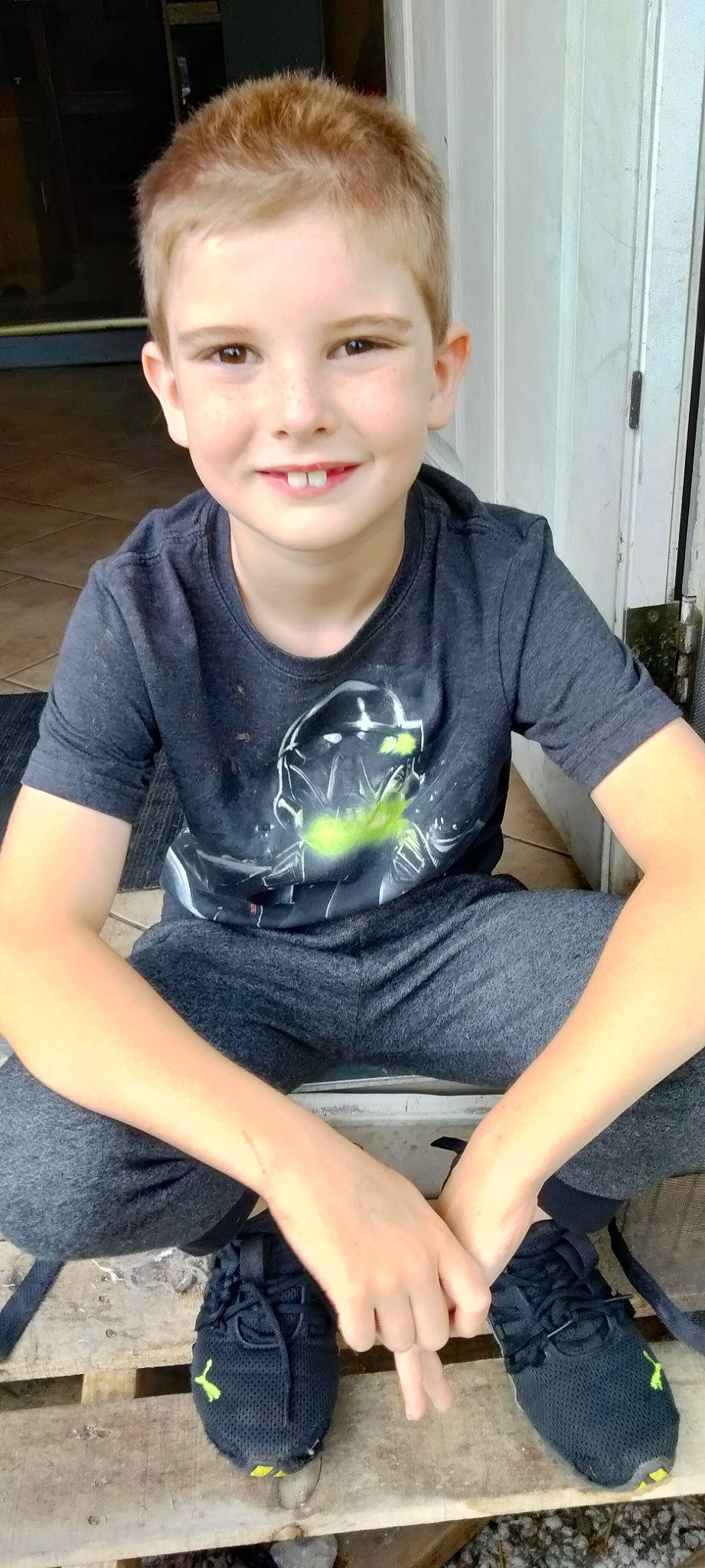 Hayden joined the competition — help win amazing prizes! arm, black, cool, eye, face, finger, flash_photography, hairstyle, happy, head, human_body, joint, joy, leg, muscle, organ, person, photograph, sleeve, smile