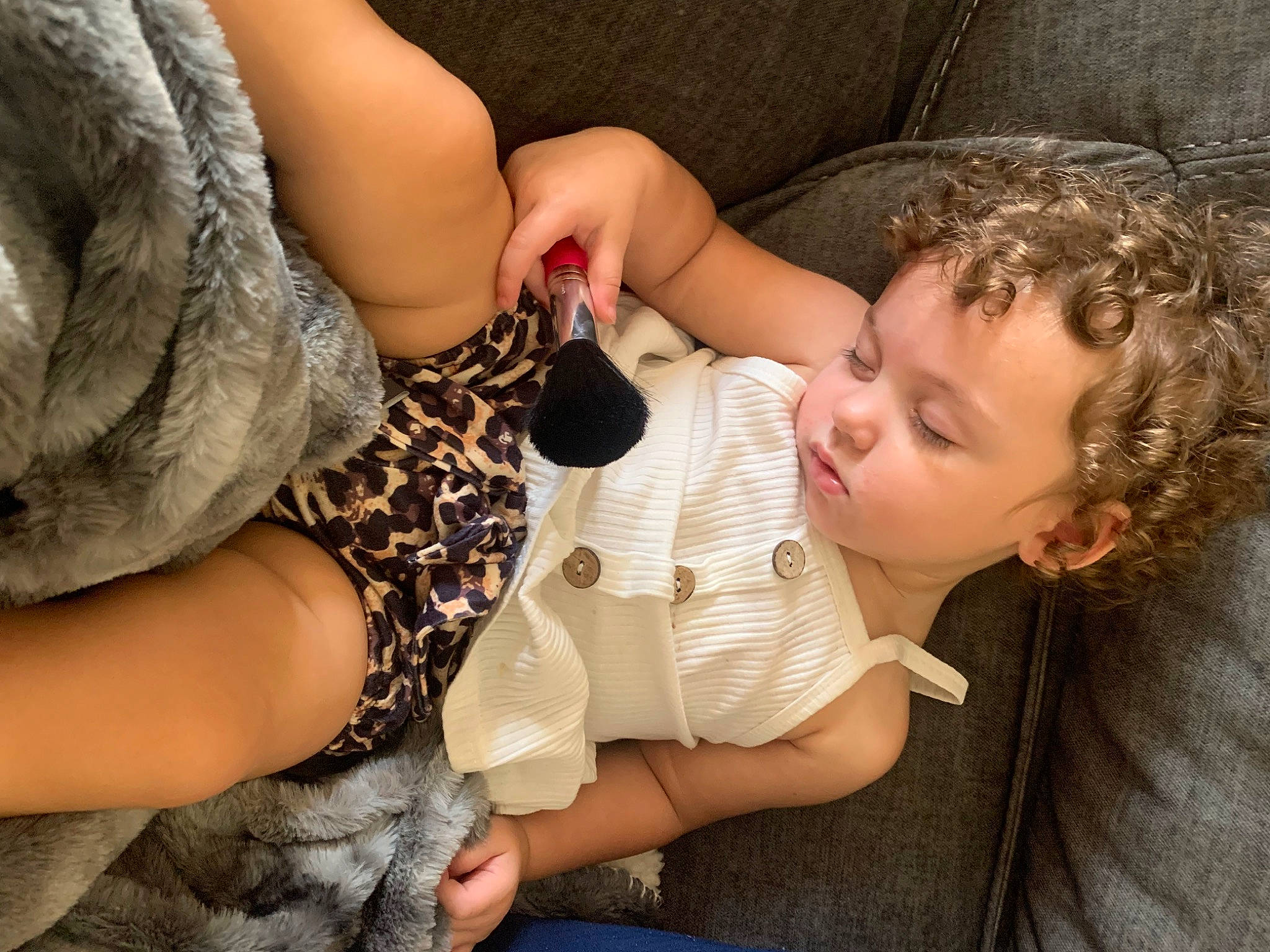 Scarlett Grace is registered to the contest to win money with this photo: baby, blond, child, ear, eyelash, finger, gesture, happy, human_leg, interaction, jewellery, joint, nail, neck, pattern, person, skin, thumb, toddler, vertebrate