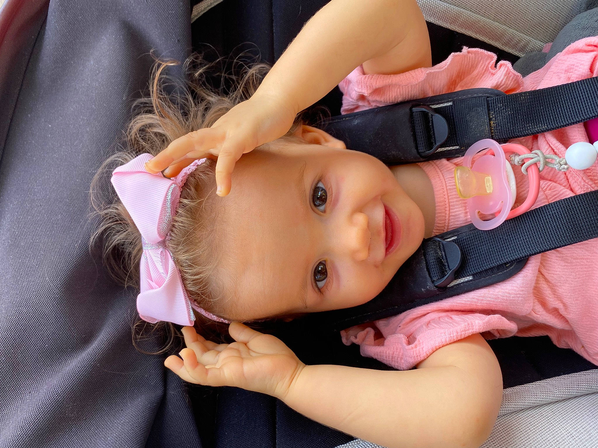 Cinthia a rejoint le concours — aidez-le/la à gagner de superbes lots ! baby, baby_products, baby_toddler_clothing, cheek, child, eyelash, finger, fun, happy, lip, mouth, nail, nose, person, pink, skin, thumb, toddler