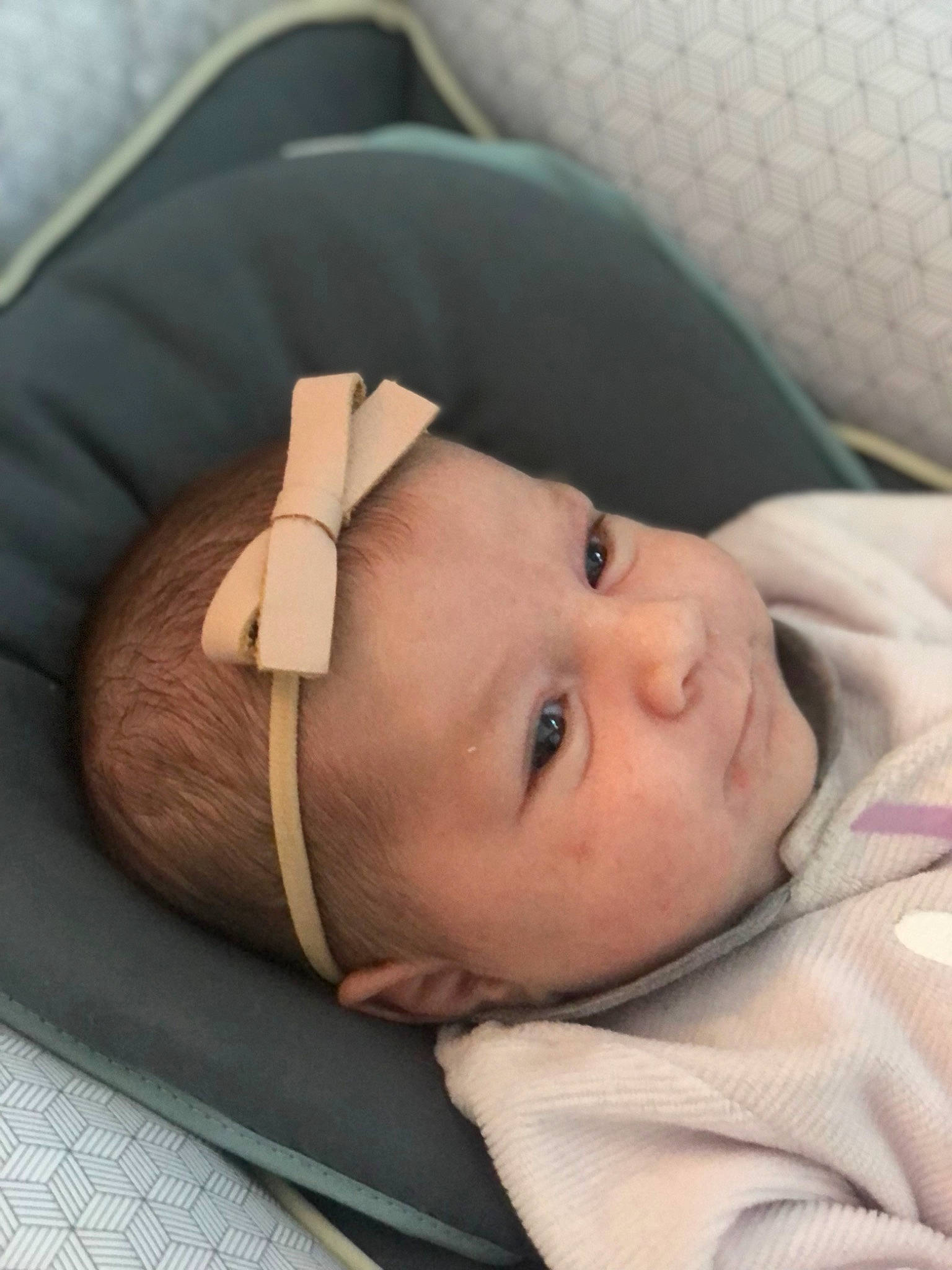 Athalia participe au concours pour gagner de l'argent avec cette photo : baby, baby_carriage, baby_products, baby_sleeping, baby_toddler_clothing, bedtime, cheek, chin, comfort, eyebrow, eyelash, face, iris, linens, lip, nap, nose, person, sleeve, toddler