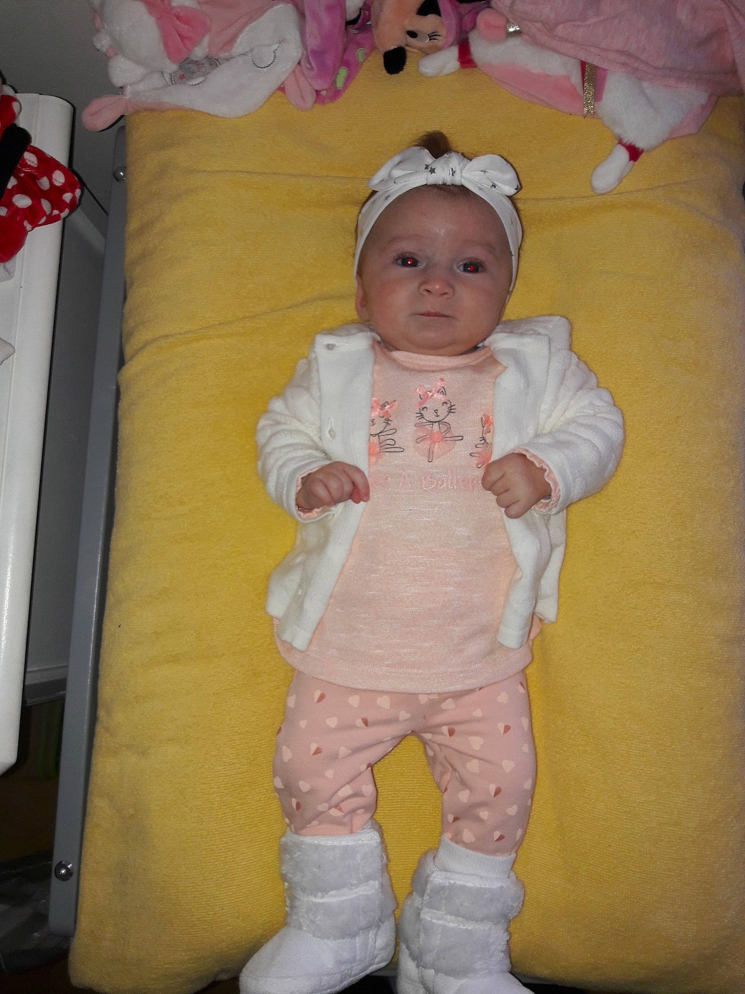 Marie a rejoint le concours — aidez-le/la à gagner de superbes lots ! baby, baby_toddler_clothing, child, person, pink, toddler