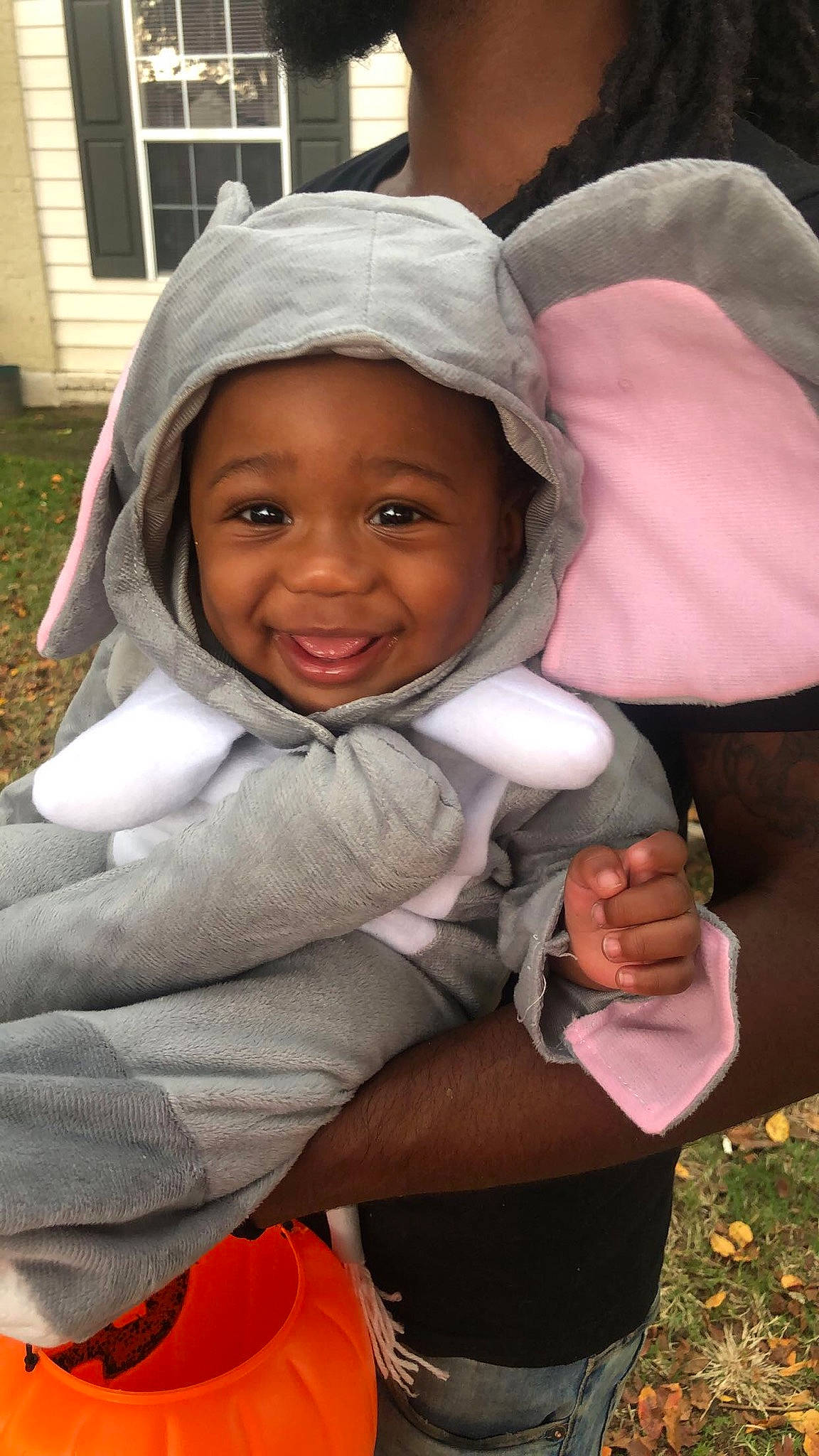 Demari is registered to the contest to win money with this photo: baby, child, headwear, joy, person, smile, toddler