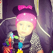 Claira is registered to the contest to win money with this photo: