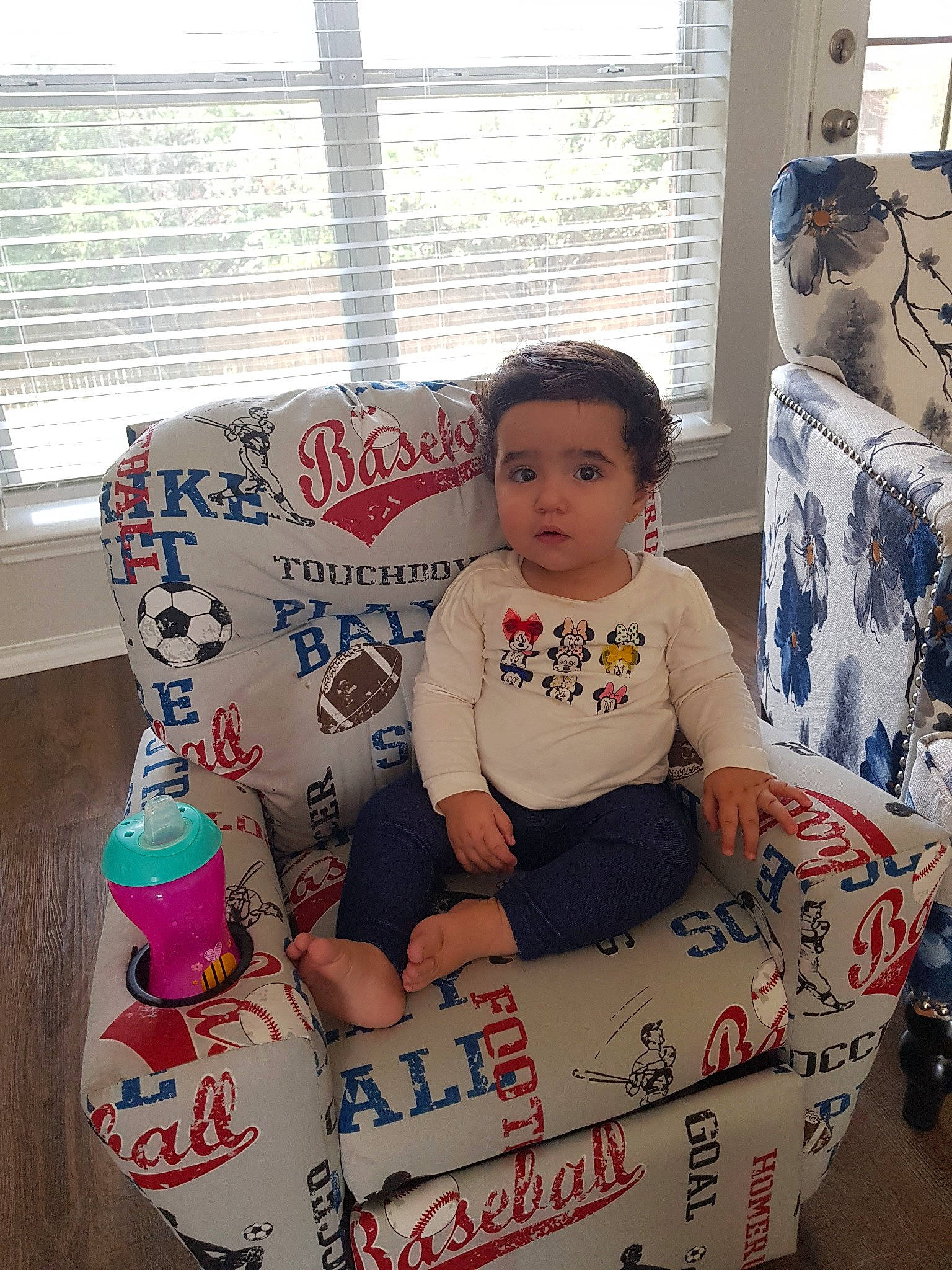 Tamara is registered to the contest to win money with this photo: child, person, toddler