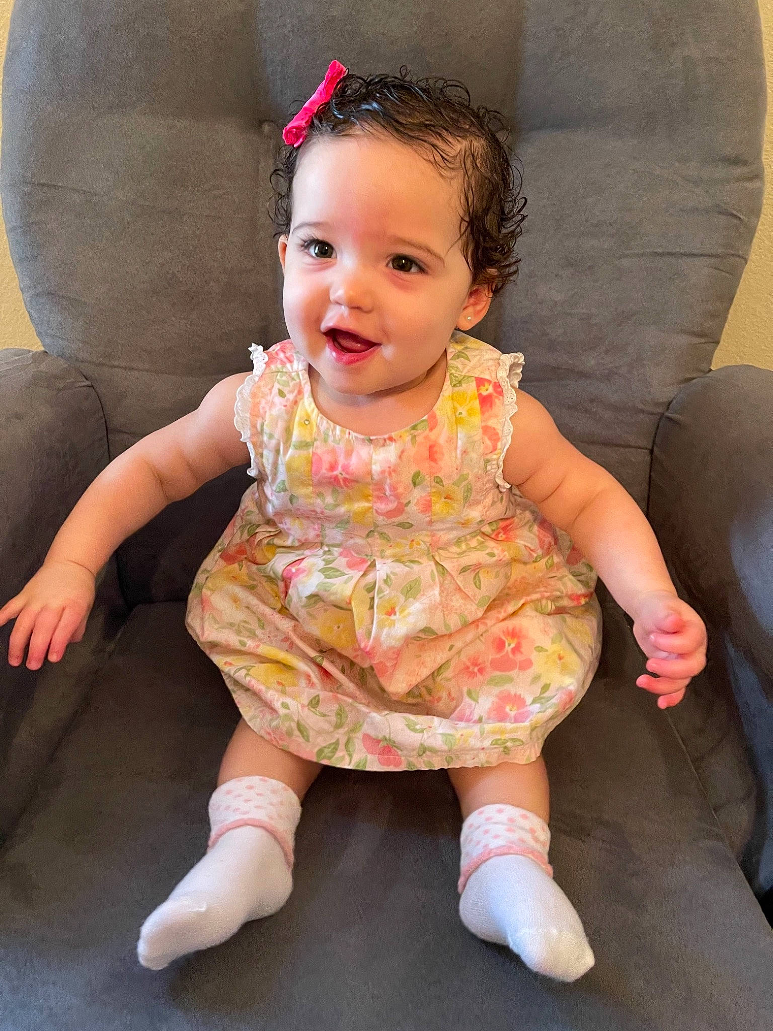 Evelina is registered to the contest to win money with this photo: baby_toddler_clothing, cheek, chin, dress, eye, face, flash_photography, hair, hairstyle, happy, head, human_body, iris, lip, neck, person, pink, shoulder, skin, sleeve