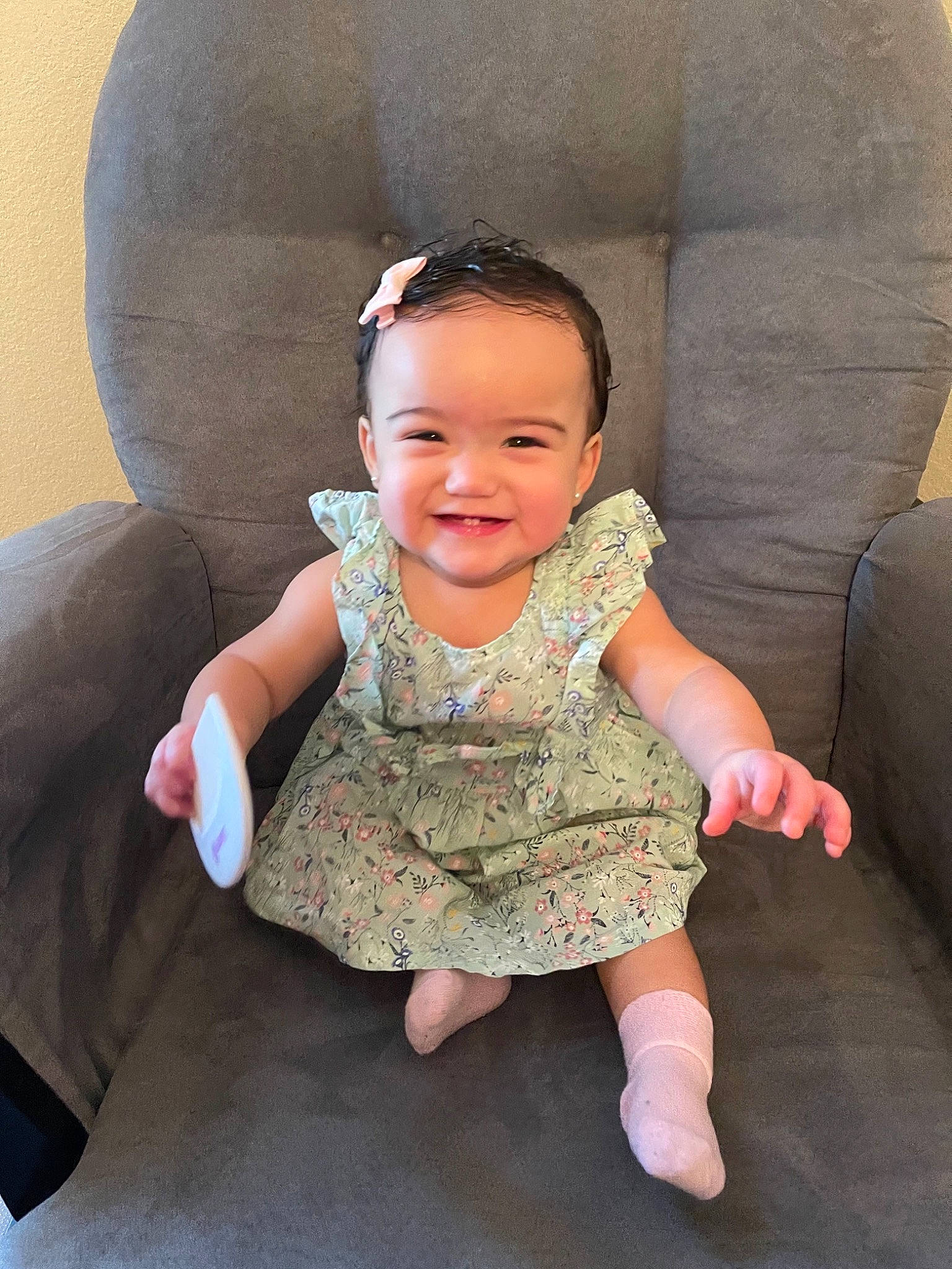 Ivy is registered to the contest to win money with this photo: arm, baby_toddler_clothing, cheek, chin, comfort, facial_expression, finger, hairstyle, happy, head, joy, leg, mouth, neck, nose, person, product, skin, sleeve, smile