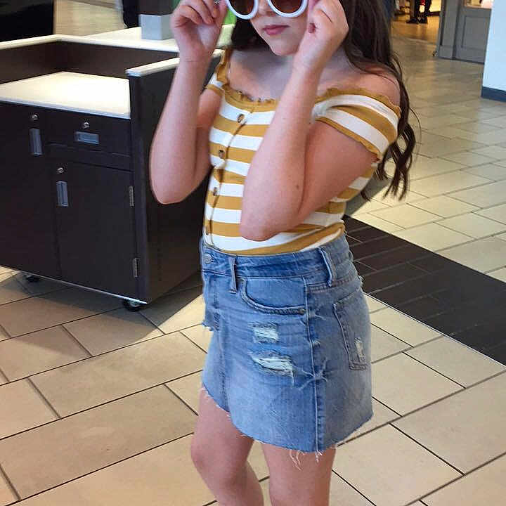 Lindsey joined the competition — help win amazing prizes! abdomen, child, clothing, cool, denim, eyewear, footwear, glasses, jeans, leg, shirt, shoe, shorts, snapshot, sunglasses, thigh, toddler, trunk, vacation, waist