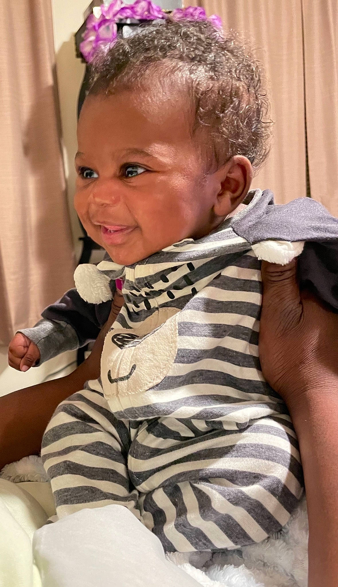 Carmelo is registered to the contest to win money with this photo: beauty, child, comfort, dress, eyebrow, face, facial_expression, fashion, hair, hairstyle, happy, head, headband, human, neck, organ, person, skin, sleeve, smile