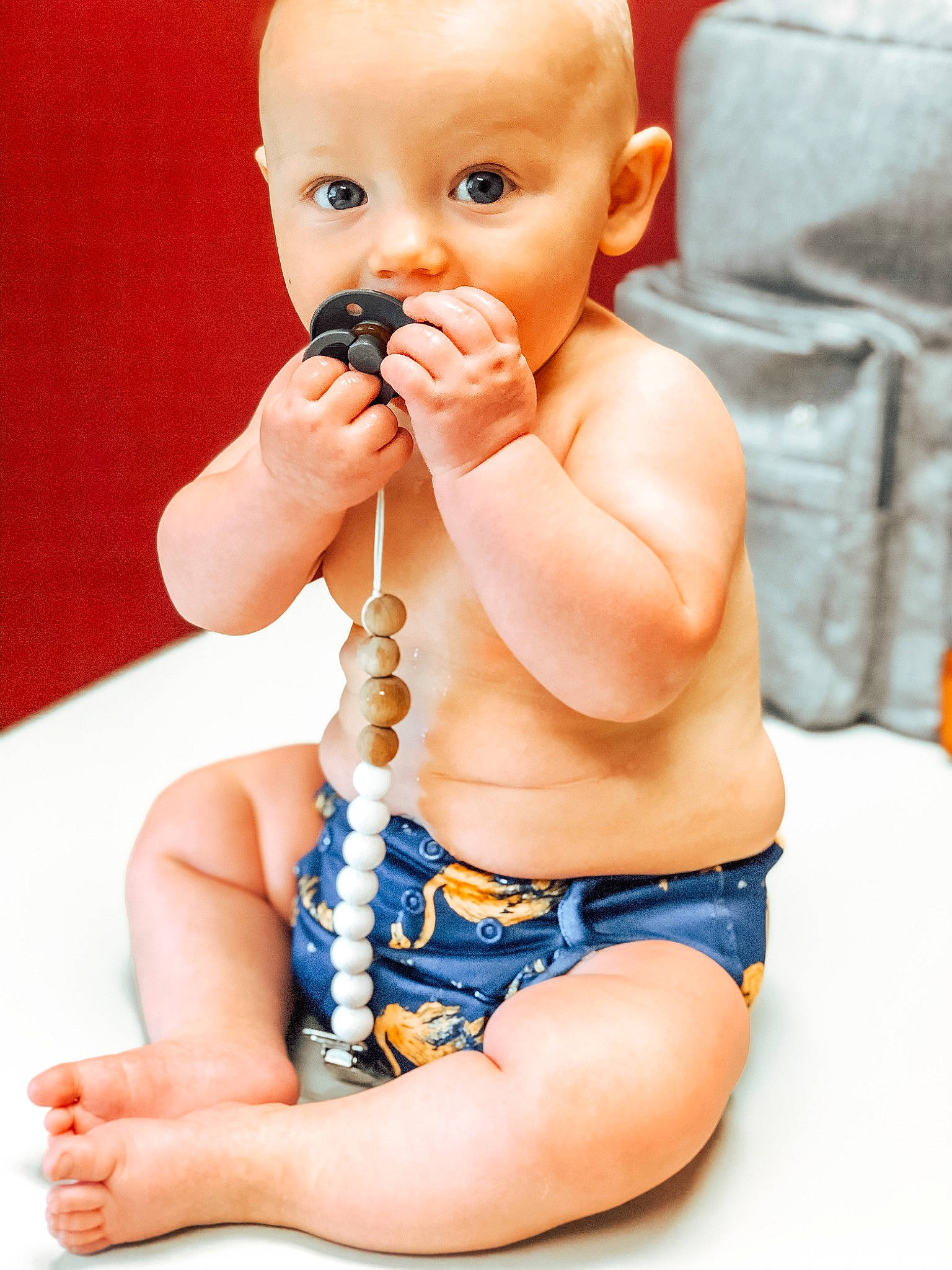 Edward is registered to the contest to win money with this photo: abdomen, baby, cheek, child, finger, hand, leg, muscle, nose, person, sitting, skin, thumb, toddler