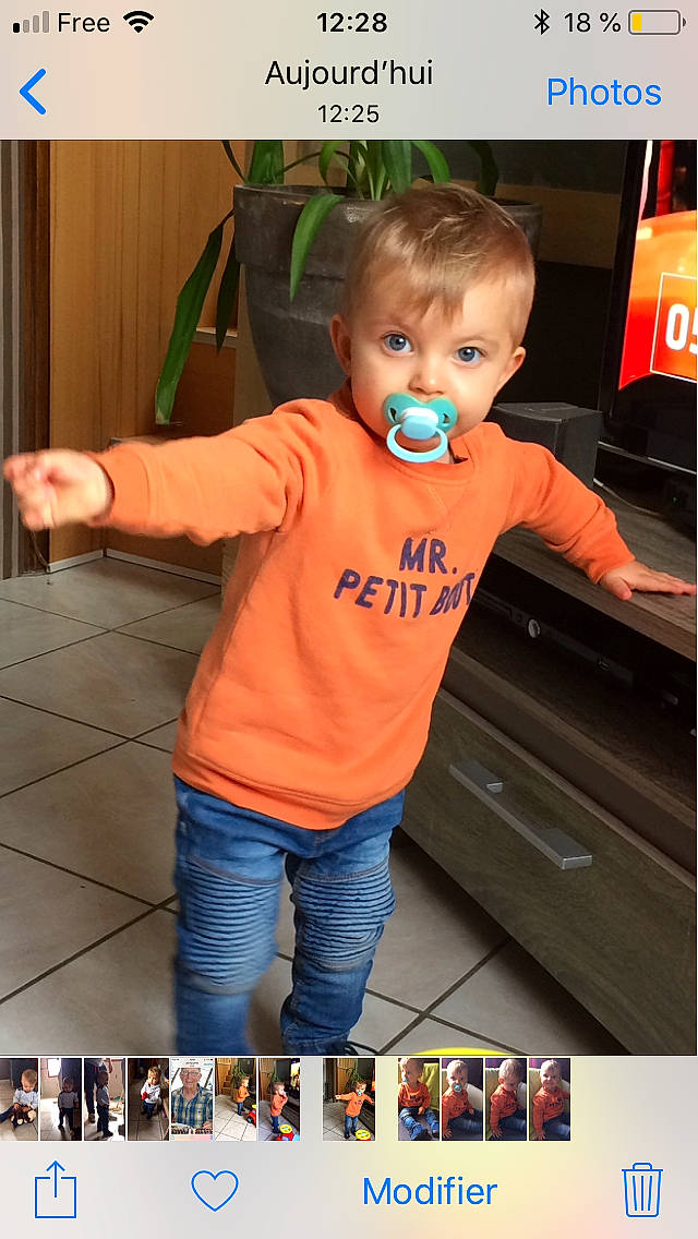 Gabin a rejoint le concours — aidez-le/la à gagner de superbes lots ! baby, child, cool, male, person, photo_caption, play, product, sleeve, t_shirt, toddler