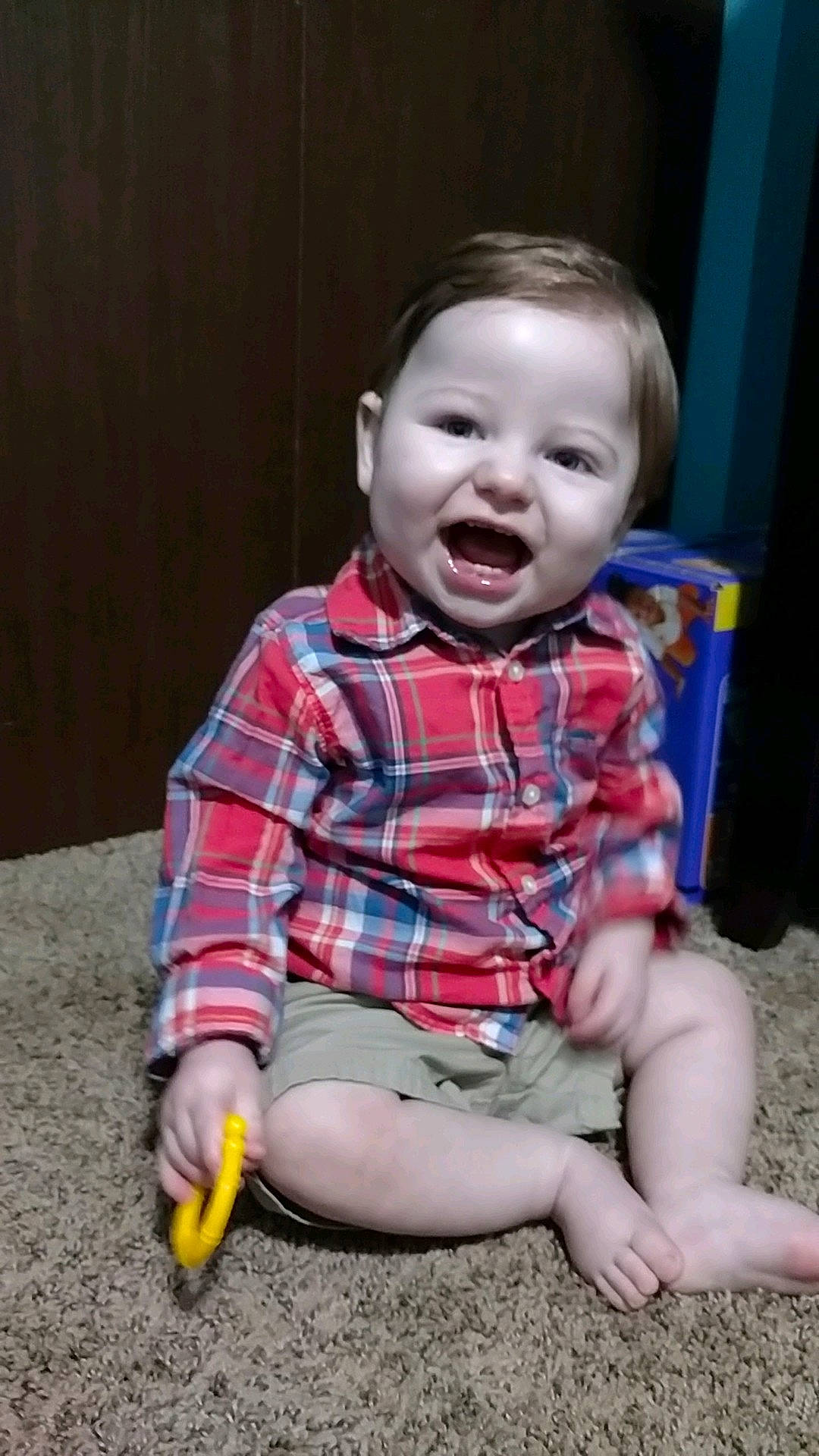 Dale joined the competition — help win amazing prizes! child, eye, facial_expression, human_body, human_positions, infant, organ, people, person, play, sitting, skin, smile, toddler