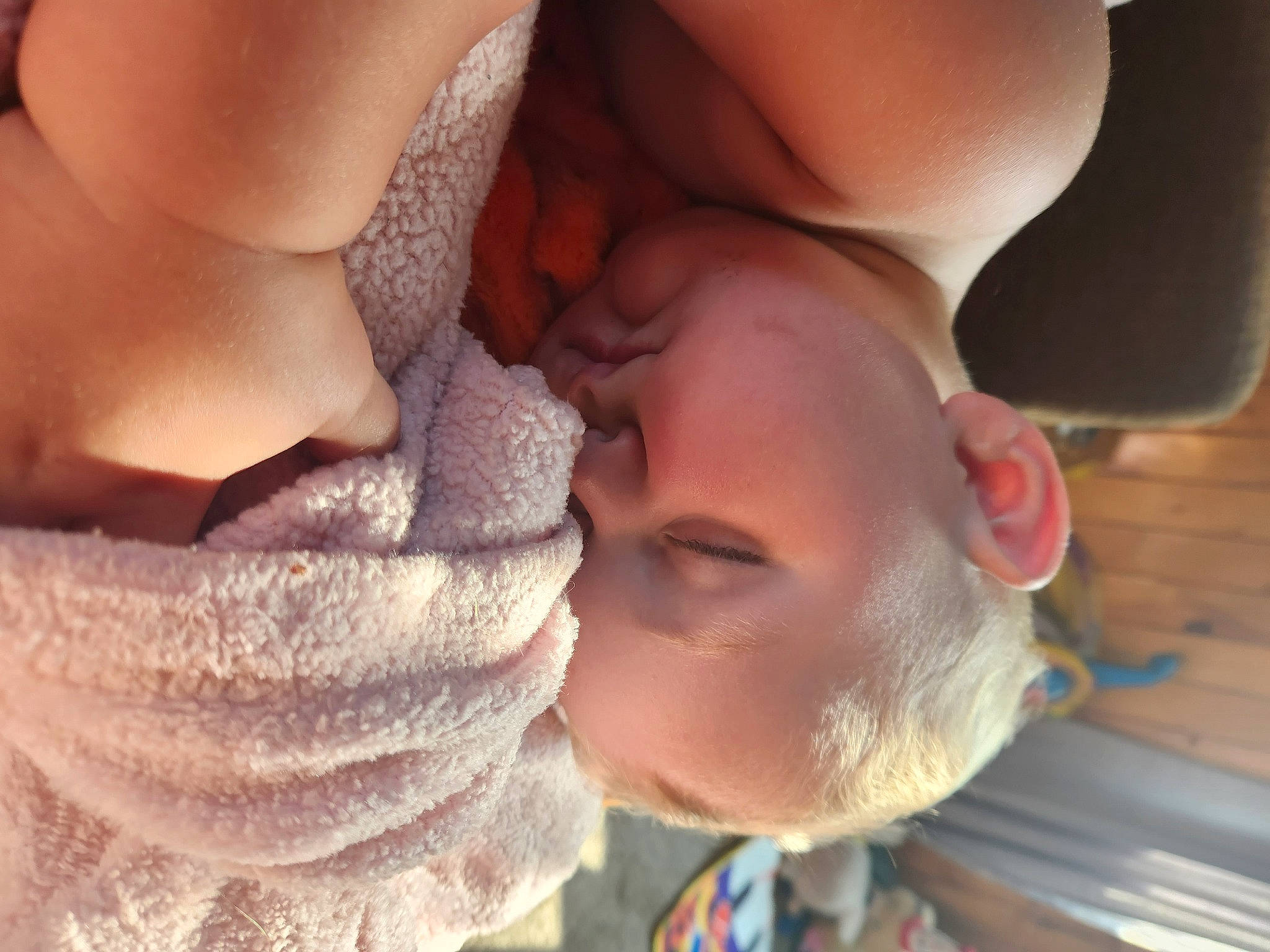 Gabriel is registered to the contest to win money with this photo: baby, cheek, child, chin, close_up, ear, eyelash, finger, gesture, happy, head, jaw, lip, mouth, nail, neck, nose, skin, thumb, wood