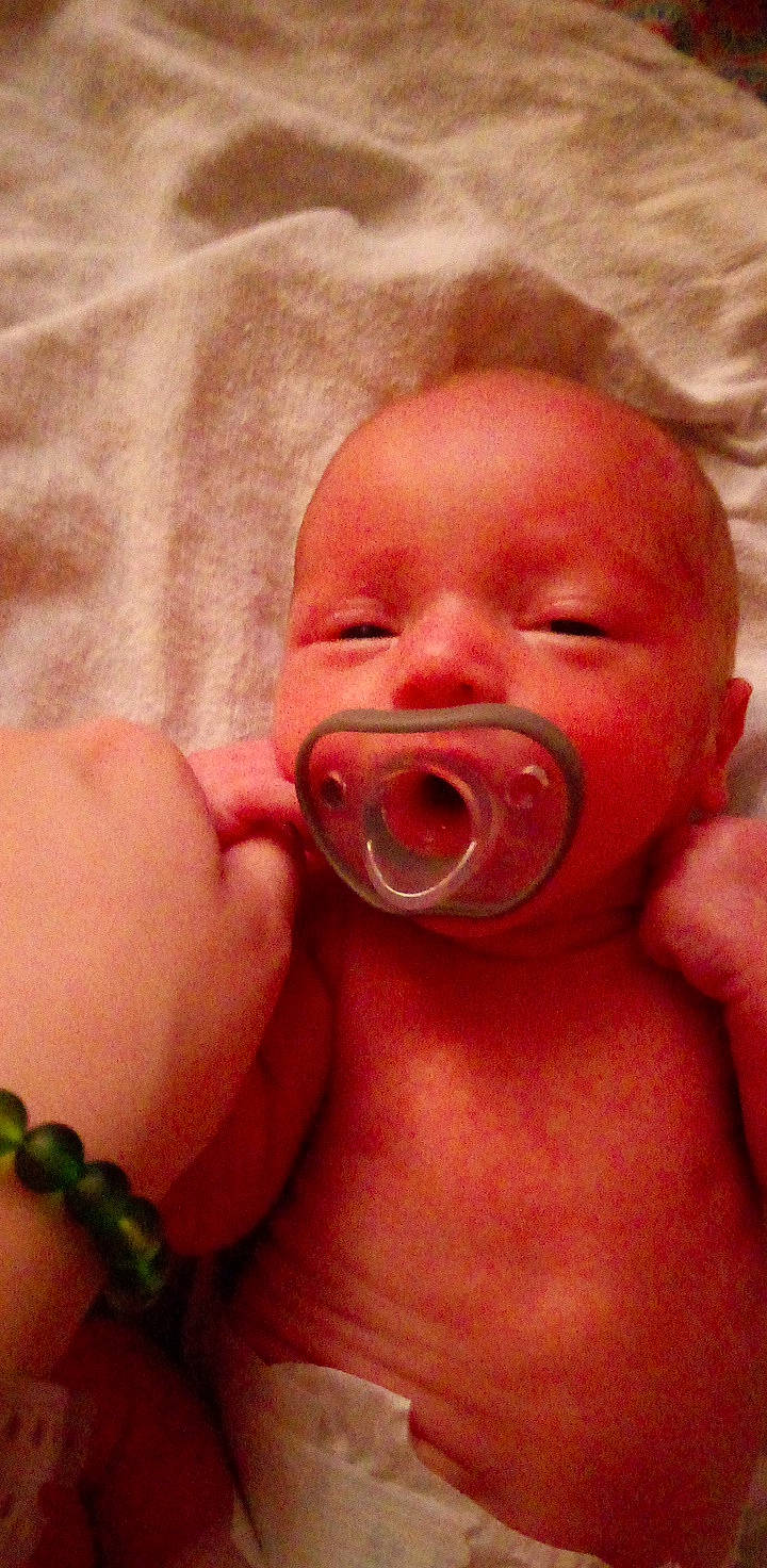 Joseph is registered to the contest to win money with this photo: cheek, ear, eye, eyebrow, eyelash, face, gesture, hair, hand, happy, head, human_body, jaw, lip, mouth, muscle, neck, nose, person, skin