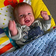 Wentworth is registered to the contest to win money with this photo: