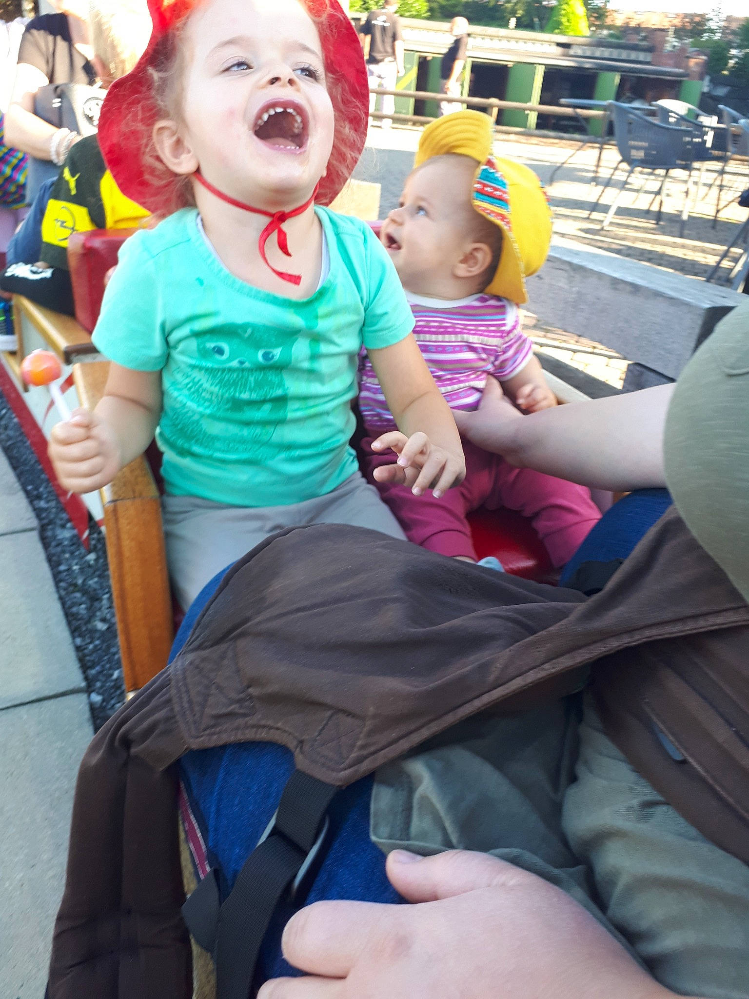 Ania a rejoint le concours — aidez-le/la à gagner de superbes lots ! child, fun, leisure, person, play, smile, toddler, vacation