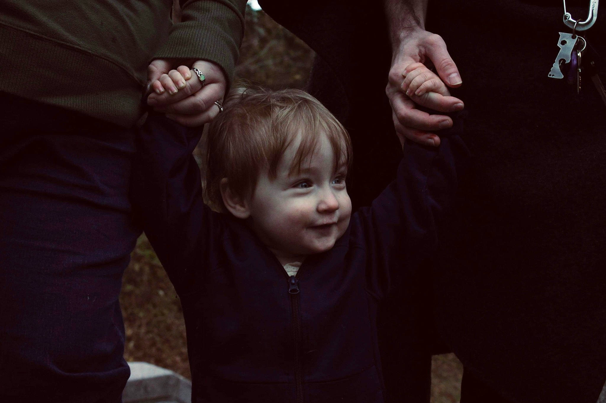 Jeriah is registered to the contest to win money with this photo: darkness, elbow, event, finger, flash_photography, fun, gesture, hand, happy, joy, monochrome_photography, nail, person, sign_language, sitting, sleeve, smile, standing, t_shirt, thumb