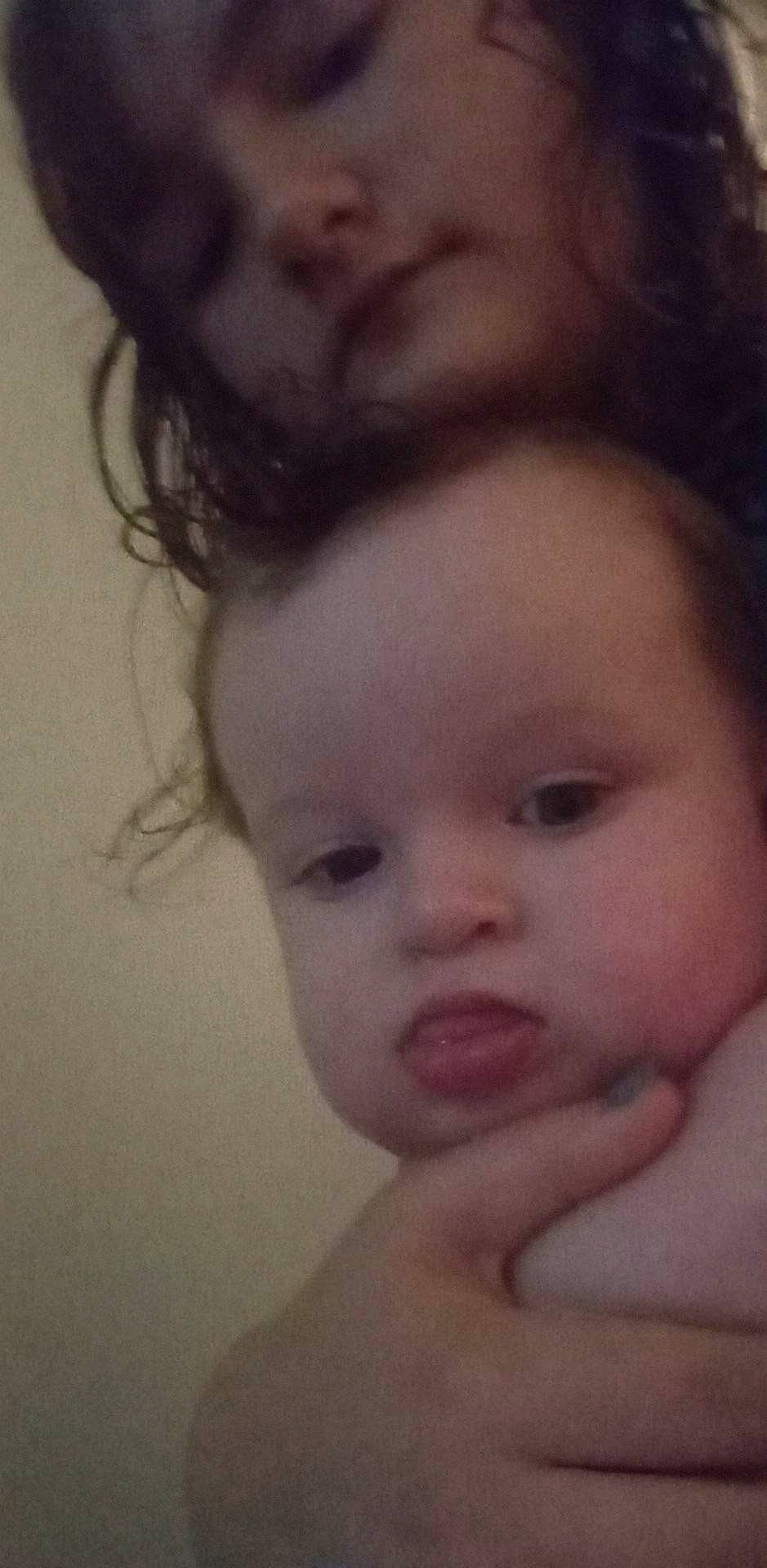 Percy is registered to the contest to win money with this photo: arm, cheek, chest, chin, cloud, ear, eyebrow, eyelash, forehead, gesture, hand, happy, human_body, iris, jaw, lip, mouth, neck, nose, person