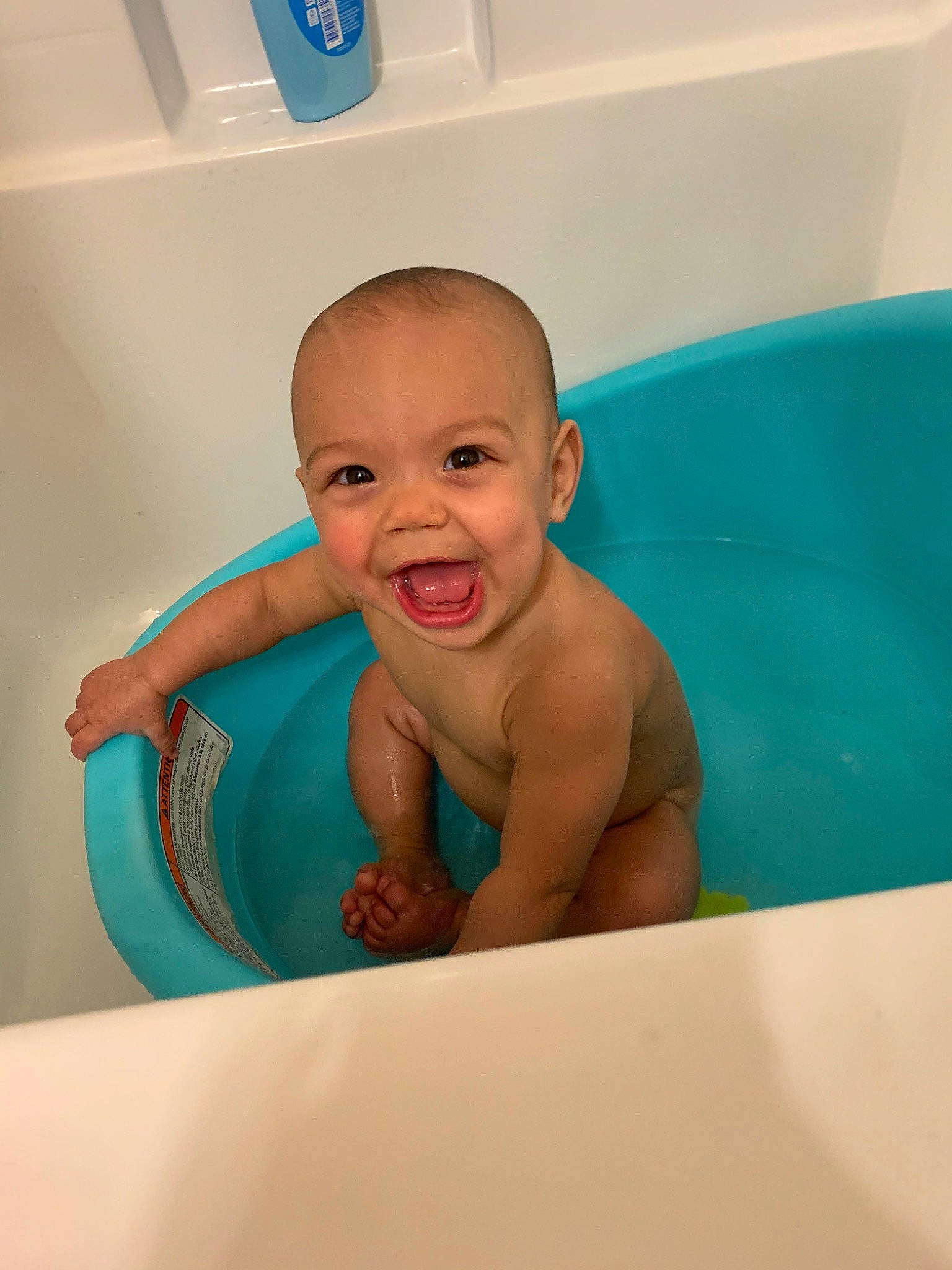 Kamrynn is registered to the contest to win money with this photo: baby, baby_bathing, bathing, bathtub, birth, child, facial_expression, fun, leisure, person, plumbing_fixture, product, skin, smile, toddler, vacation