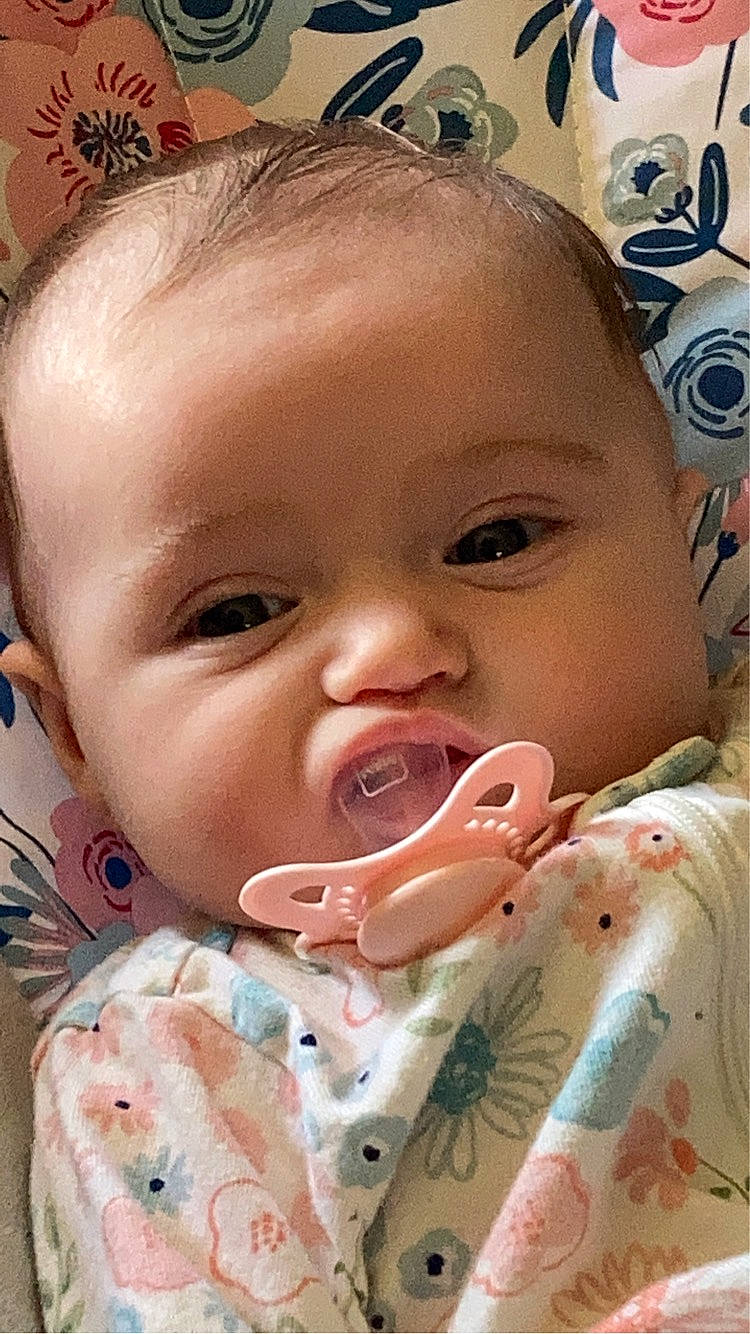 Kora is registered to the contest to win money with this photo: baby, cheek, chin, ear, eye, eyebrow, eyelash, facial_expression, forehead, head, human, iris, lip, mouth, nose, organ, person, photograph, product, skin