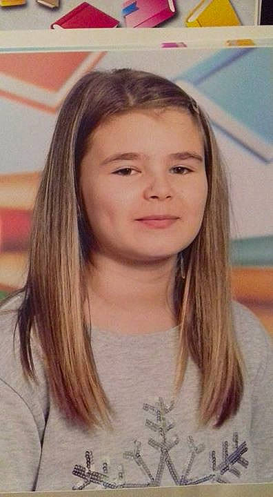 Malona a rejoint le concours — aidez-le/la à gagner de superbes lots ! brown_hair, eye, face, hair, hairstyle, head, long_hair, nose, selfie