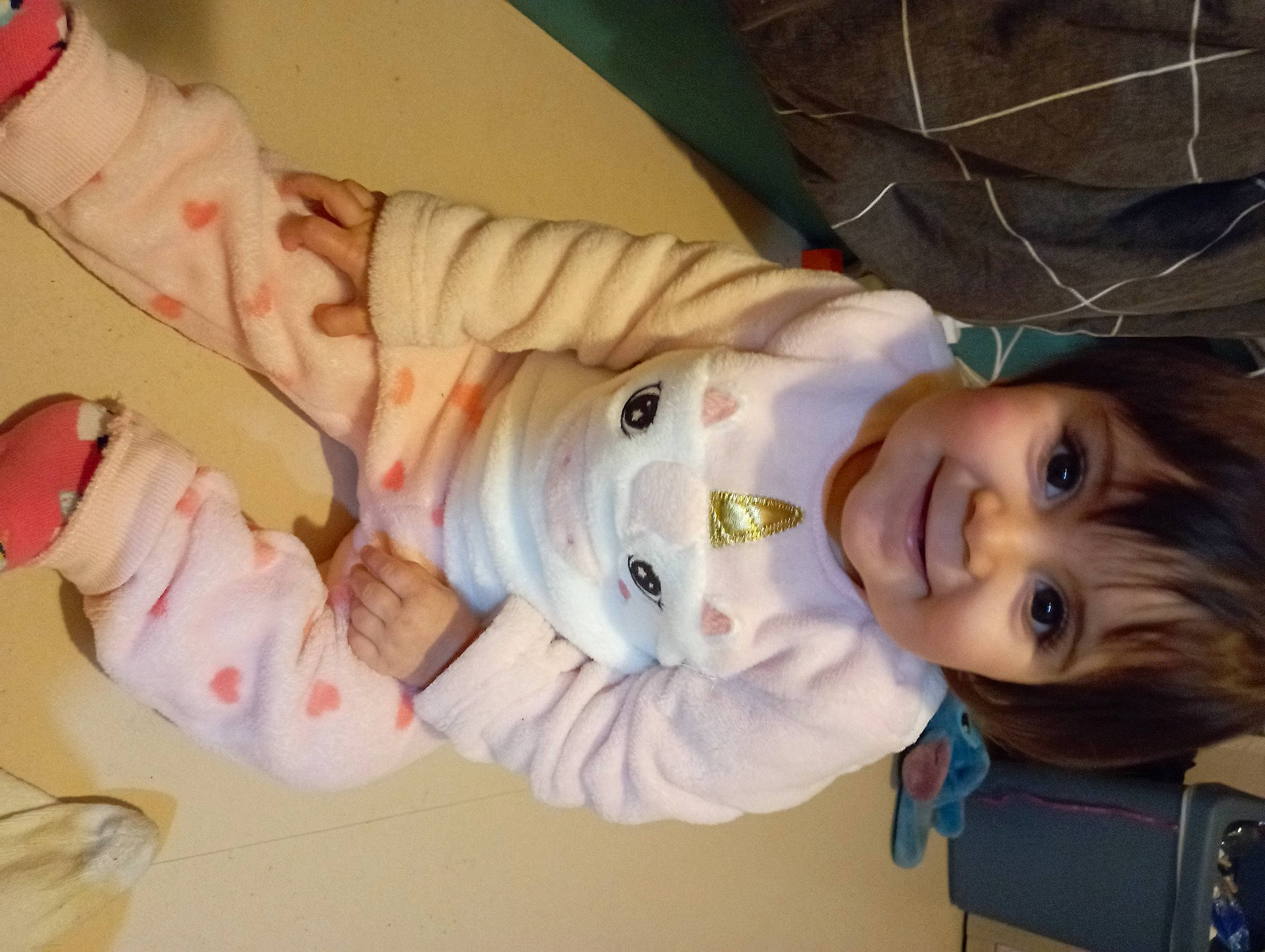 Naya participe au concours pour gagner de l'argent avec cette photo : baby, baby_products, baby_toddler_clothing, cheek, child, comfort, fun, happy, hat, iris, joy, mouth, nose, person, skin, sleeve, smile, toddler, wood