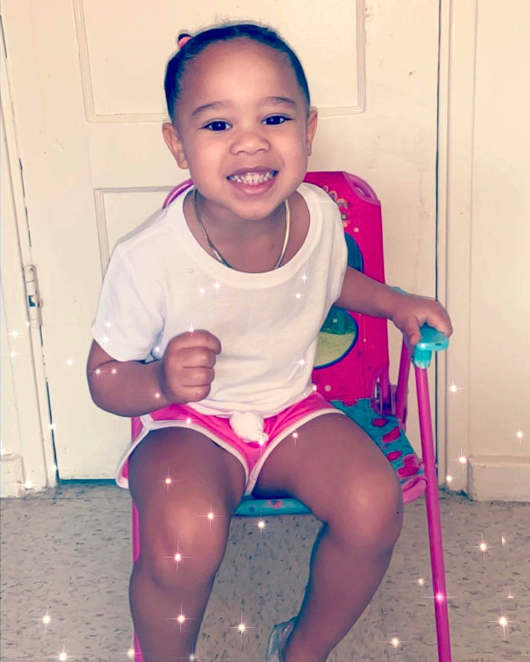 Azlynn is registered to the contest to win money with this photo: baby, child, face, happy, head, joy, leg, person, pink, play, sitting, smile, thigh, tights, toddler