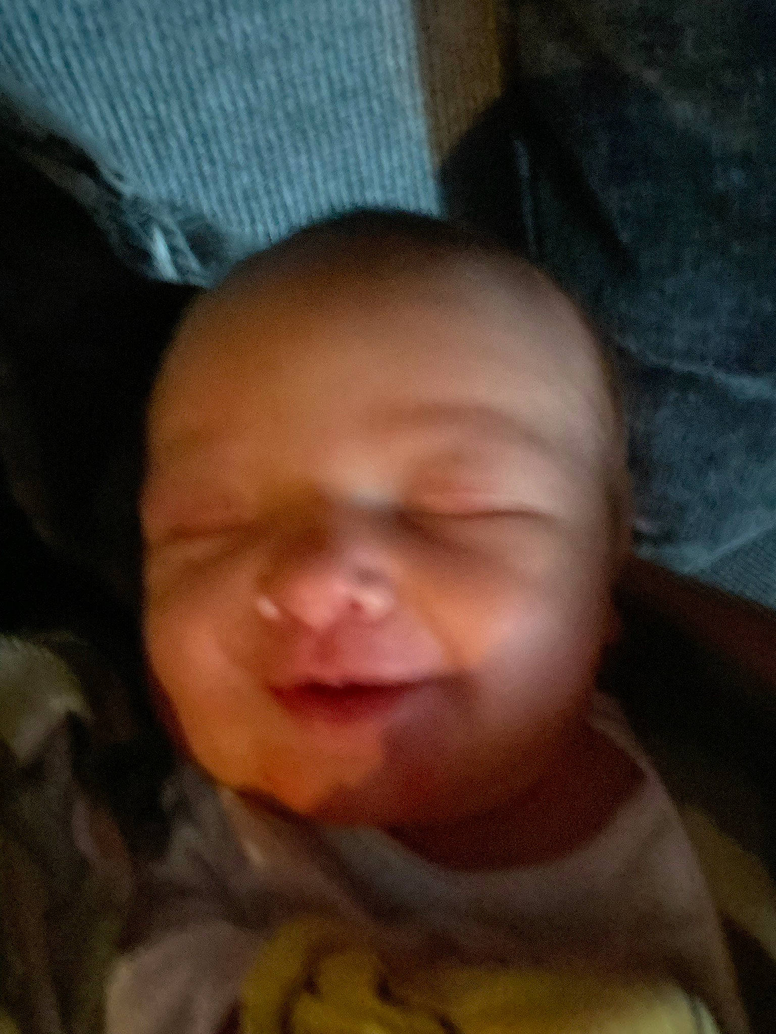 Key is registered to the contest to win money with this photo: baby, baby_toddler_clothing, cheek, child, comfort, ear, fun, happy, head, iris, jaw, laugh, lip, mouth, nose, person, sitting, skin, smile, thumb