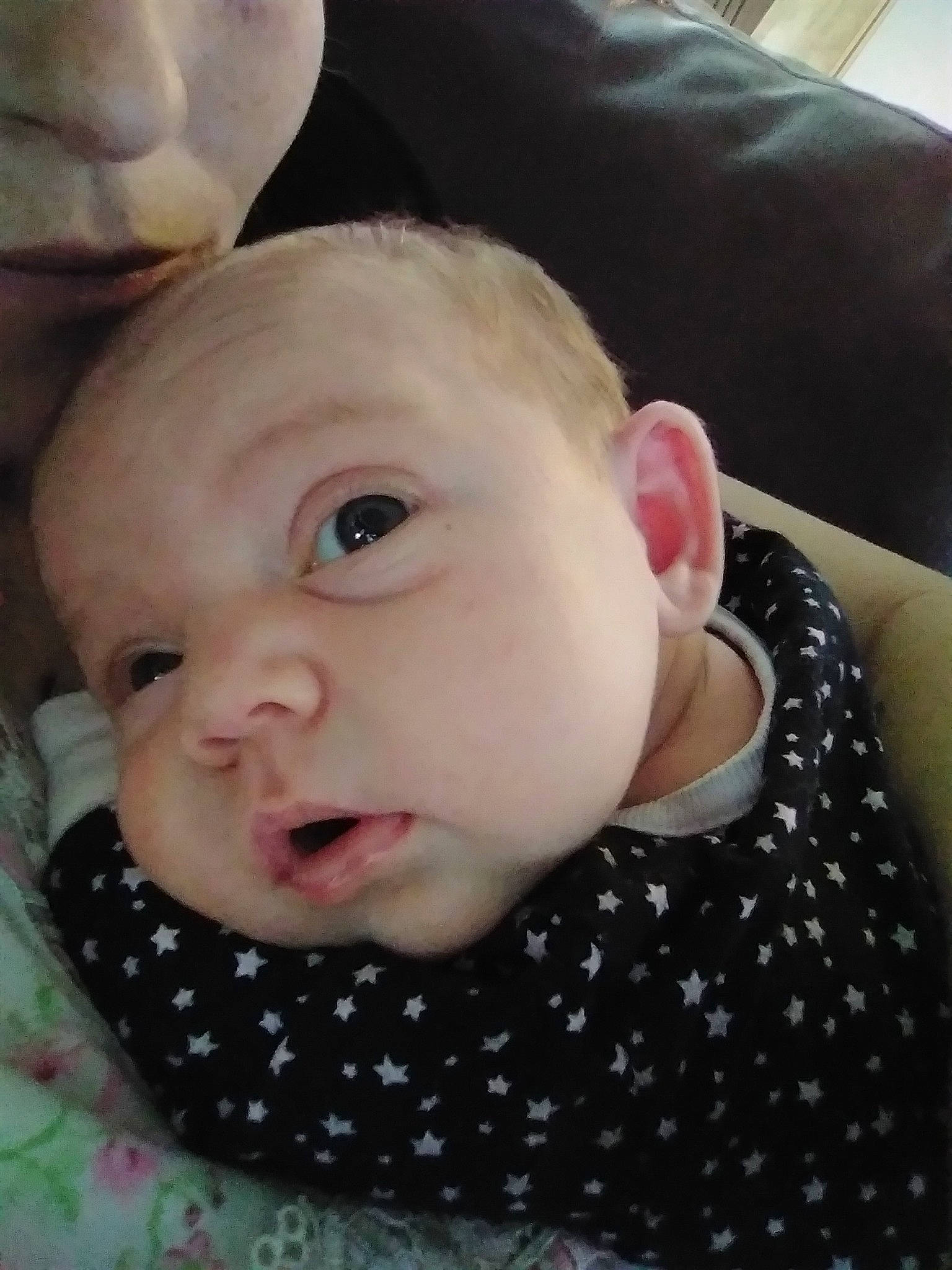 Salarah is registered to the contest to win money with this photo: baby, beauty, cheek, child, chin, ear, electronic_device, eye, face, facial_expression, head, iris, lip, mouth, nose, person, skin, smile, toddler