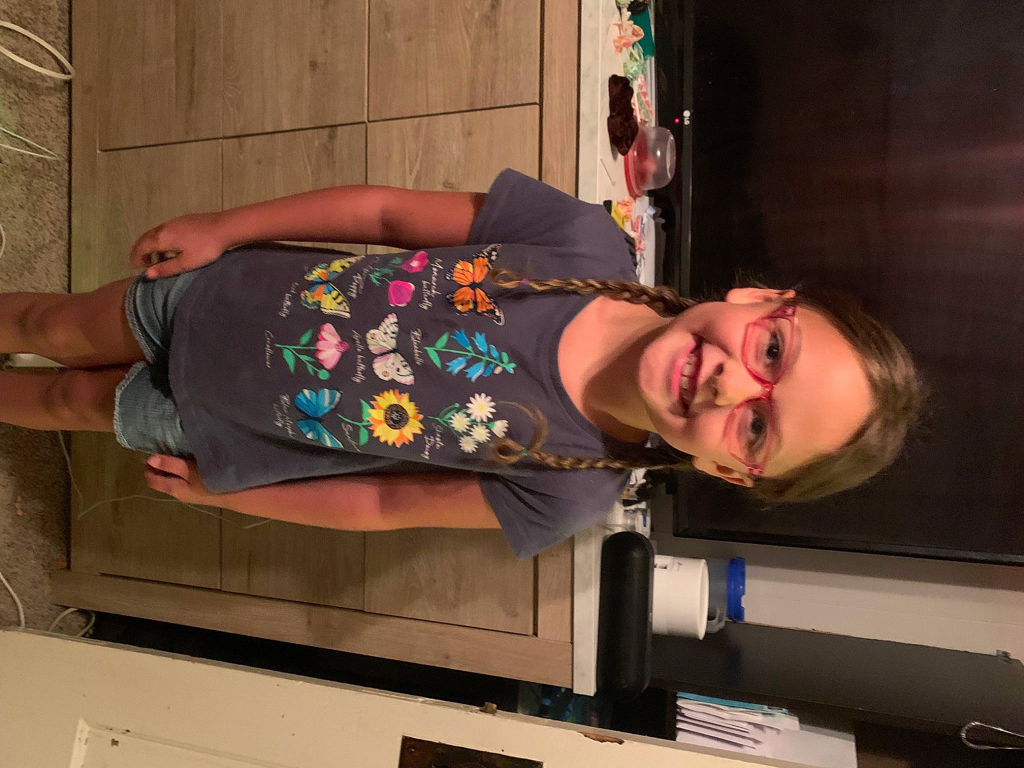 Tessa is registered to the contest to win money with this photo: beauty, elbow, eyewear, fashion_design, fun, happy, human_leg, joy, knee, leisure, magenta, person, room, shoulder, smile, thigh, waist, wrist