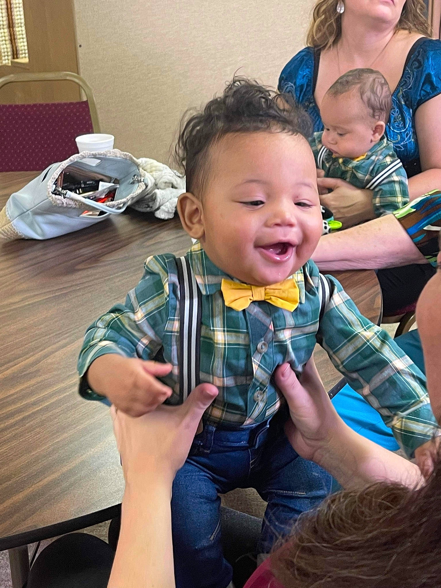 Cassius is registered to the contest to win money with this photo: abdomen, arm, baby, blurred, child, event, finger, fun, gesture, happy, jewellery, laugh, leisure, pattern, person, plaid, sitting, skin, smile, thumb