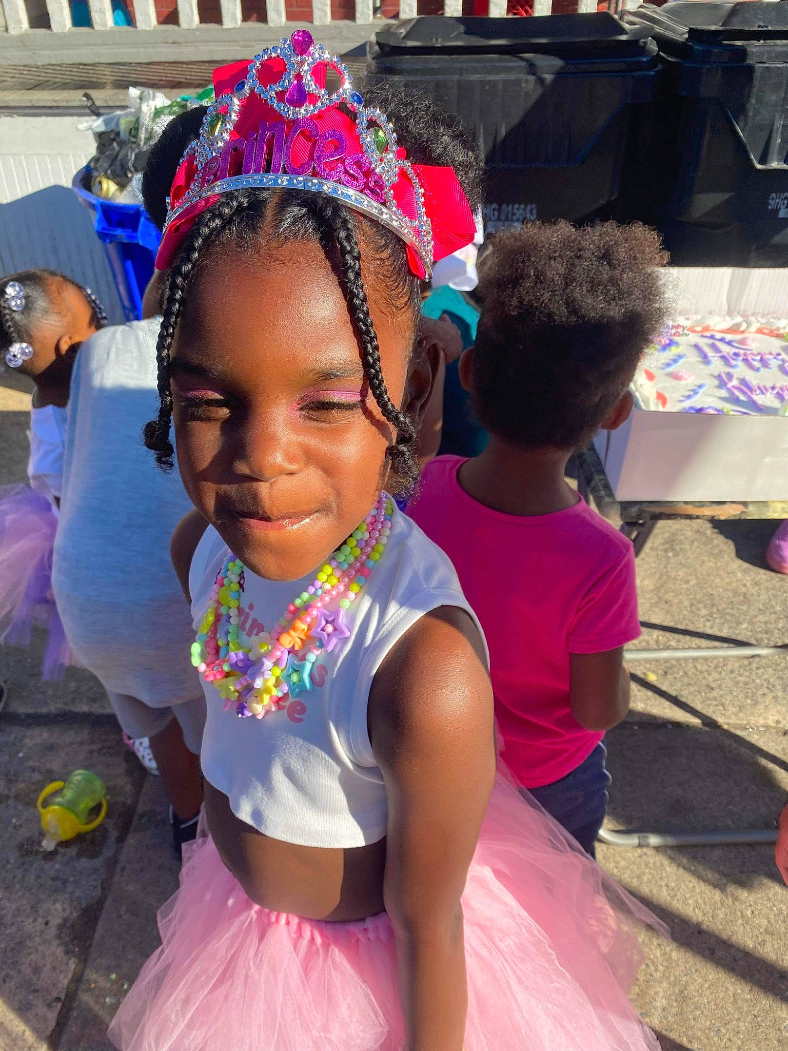 Journee is registered to the contest to win money with this photo: adaptation, community, entertainment, event, eyewear, fun, hairstyle, happy, jewellery, leisure, magenta, person, photograph, pink, public_space, purple, smile, snapshot, street, summer