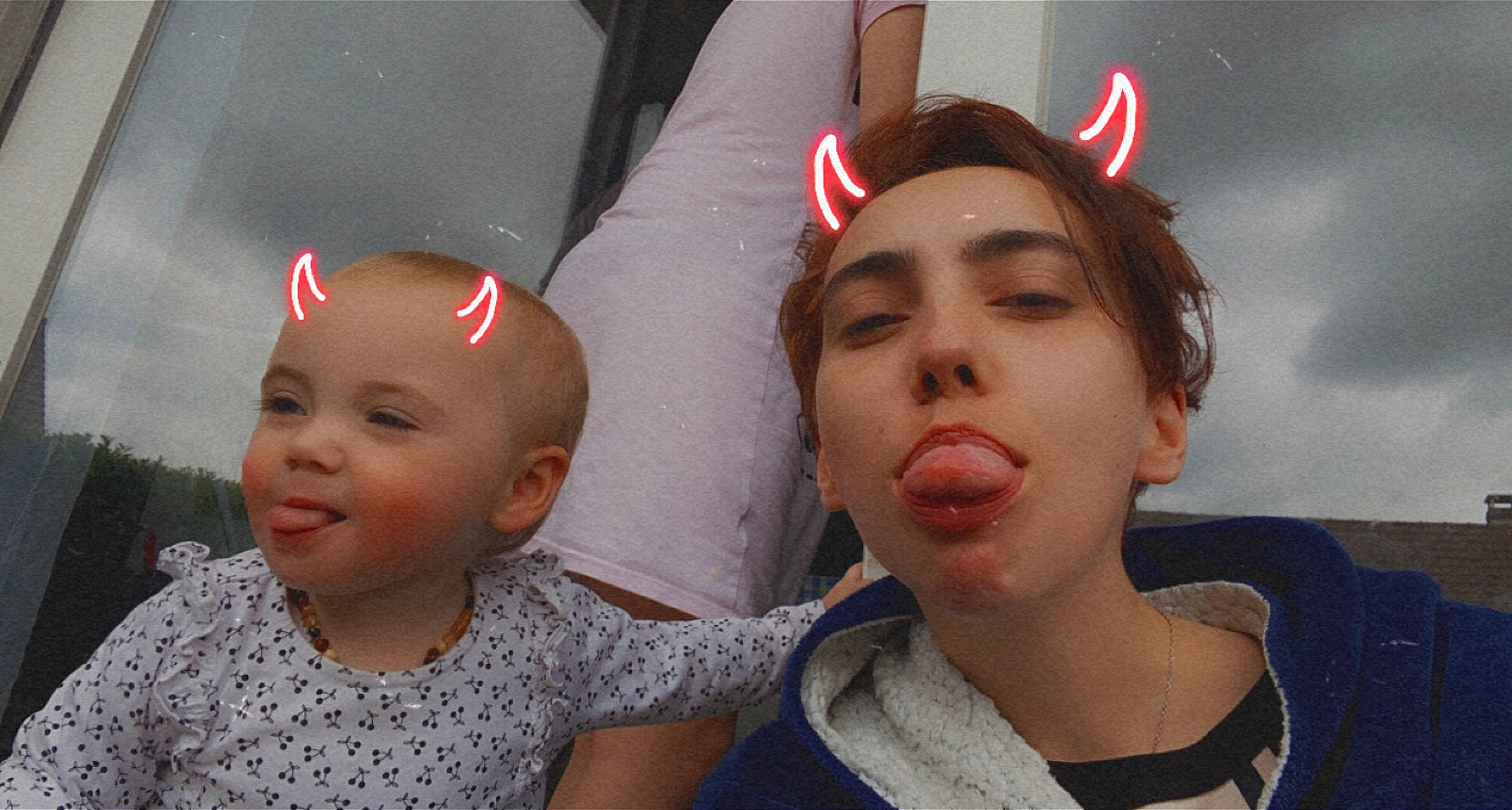 Oxana participe au concours pour gagner de l'argent avec cette photo : baby, baby_toddler_clothing, cap, child, chin, ear, event, eyebrow, eyelash, fashion_accessory, fun, gesture, happy, headgear, leisure, lip, mouth, nose, person, skin