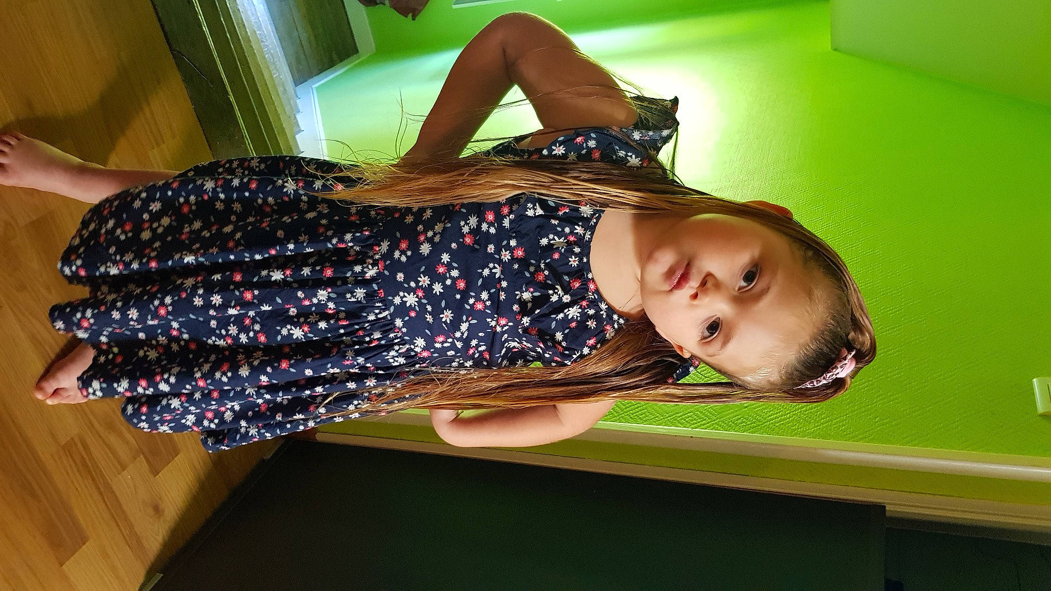 Lina participe au concours pour gagner de l'argent avec cette photo : blond, cocktail_dress, comfort, day_dress, dress, electric_blue, fashion_accessory, fashion_design, fun, human_leg, joint, long_hair, pattern, person, room, thigh, toddler, trunk, waist, wood