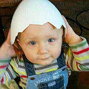 Gabriel participe au concours pour gagner de l'argent avec cette photo :