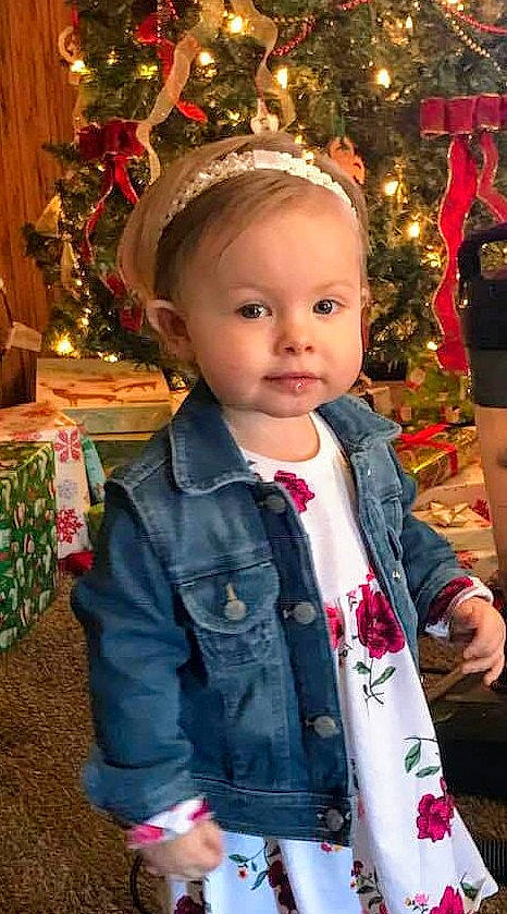 Kambry joined the competition — help win amazing prizes! child, christmas, christmas_decoration, event, girl, hairstyle, holiday, human_hair_color, outerwear, person, product, toddler