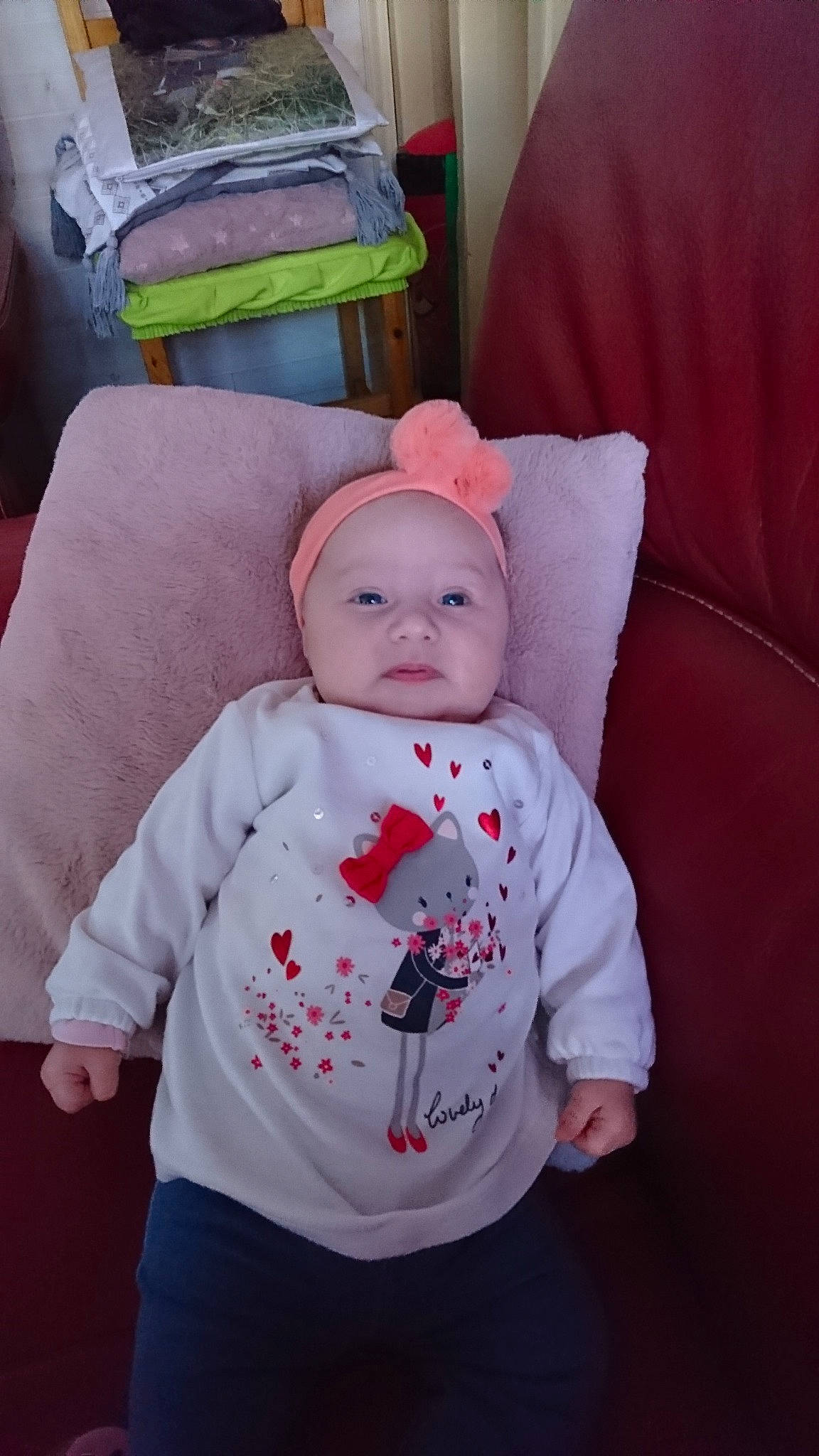 Rose a rejoint le concours — aidez-le/la à gagner de superbes lots ! baby, cheek, child, person, skin, toddler