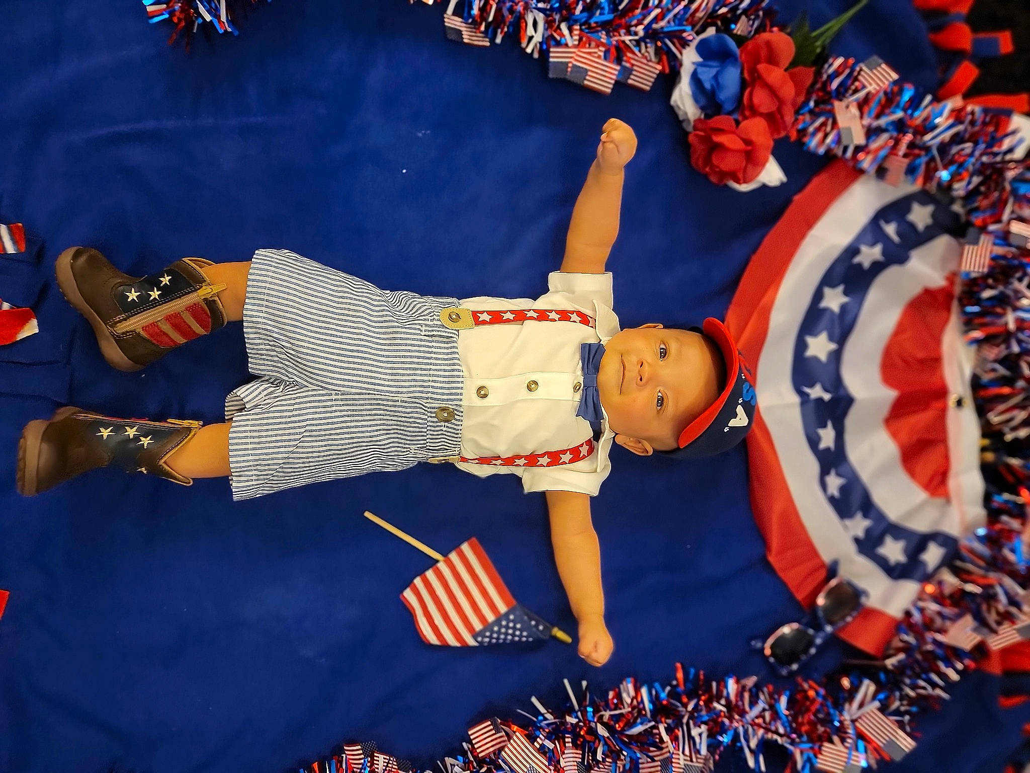 Gustavo joined the competition — help win amazing prizes! art, balloon, child, entertainment, event, fan, fiction, font, fun, graphics, happy, hat, headwear, human_body, illustration, pattern, performance, person, public_event, t_shirt