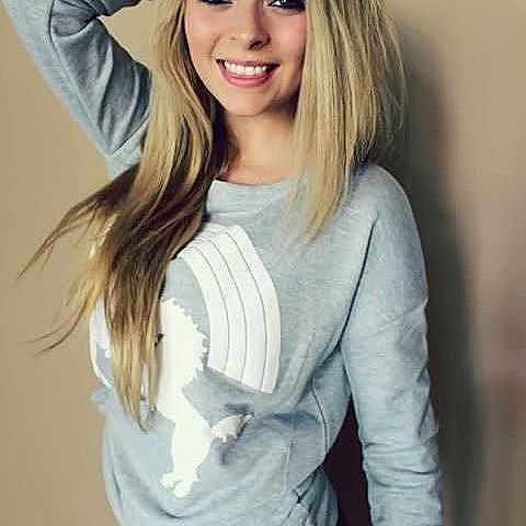 Sophia participe au concours pour gagner de l'argent avec cette photo :