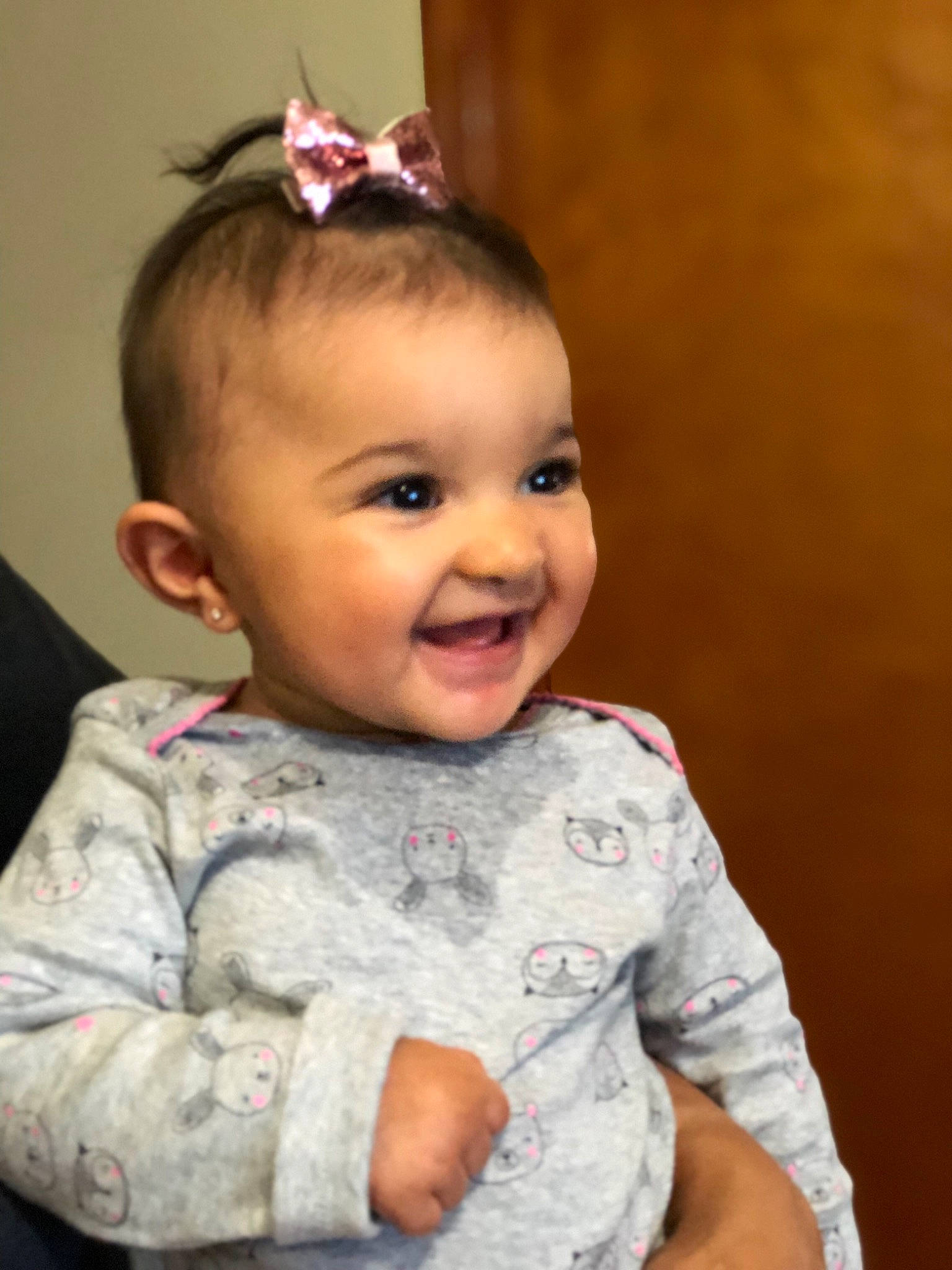 Sophia Grace is registered to the contest to win money with this photo: baby, beauty, cheek, child, chin, ear, face, facial_expression, forehead, hair, hair_accessory, head, headband, headgear, joy, lip, nose, person, pink, skin