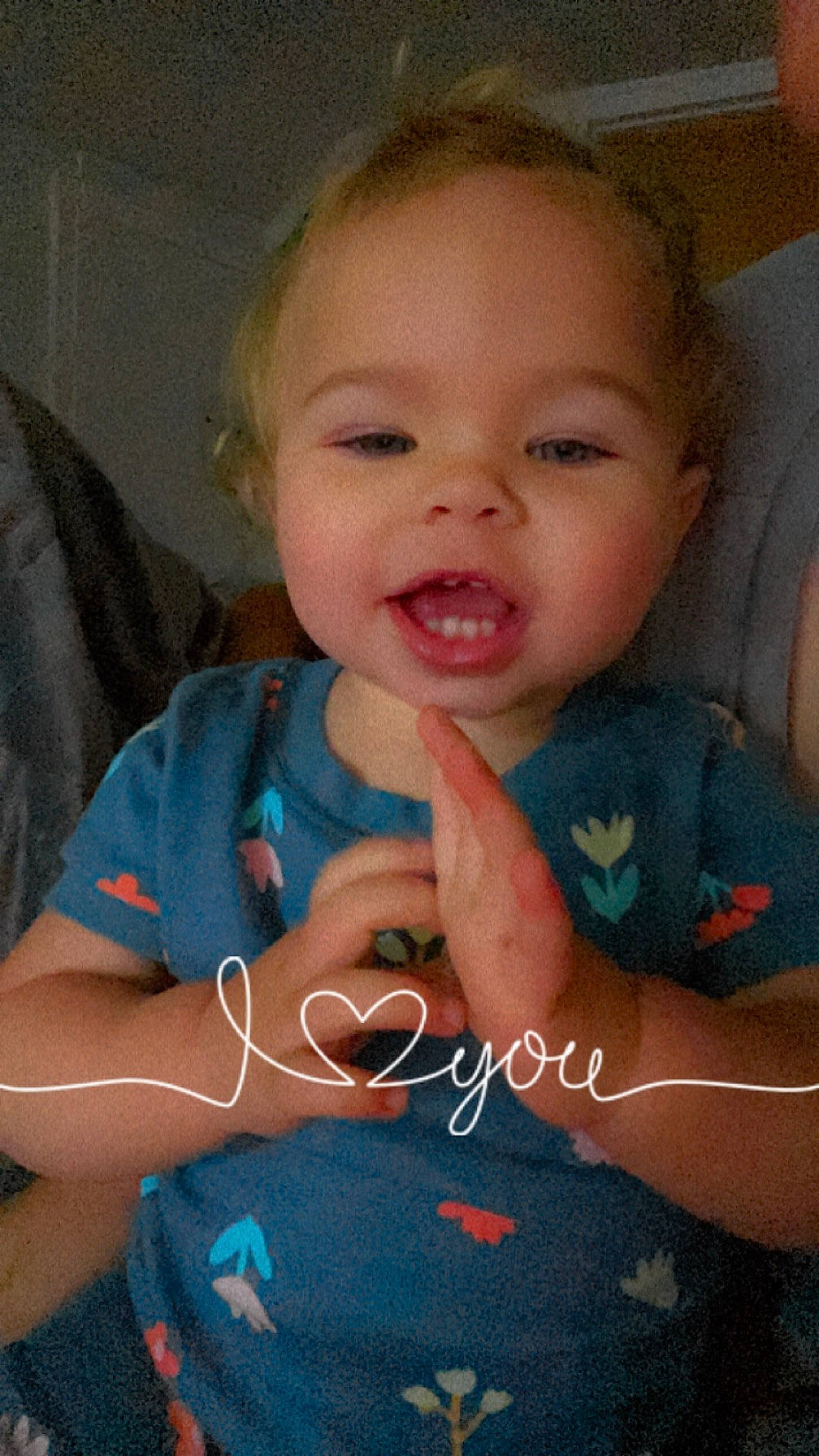 Jazzlynn is registered to the contest to win money with this photo: arm, baby_toddler_clothing, cheek, cool, eyelash, facial_expression, finger, gesture, happy, head, human, iris, lip, mouth, neck, nose, organ, person, skin, smile