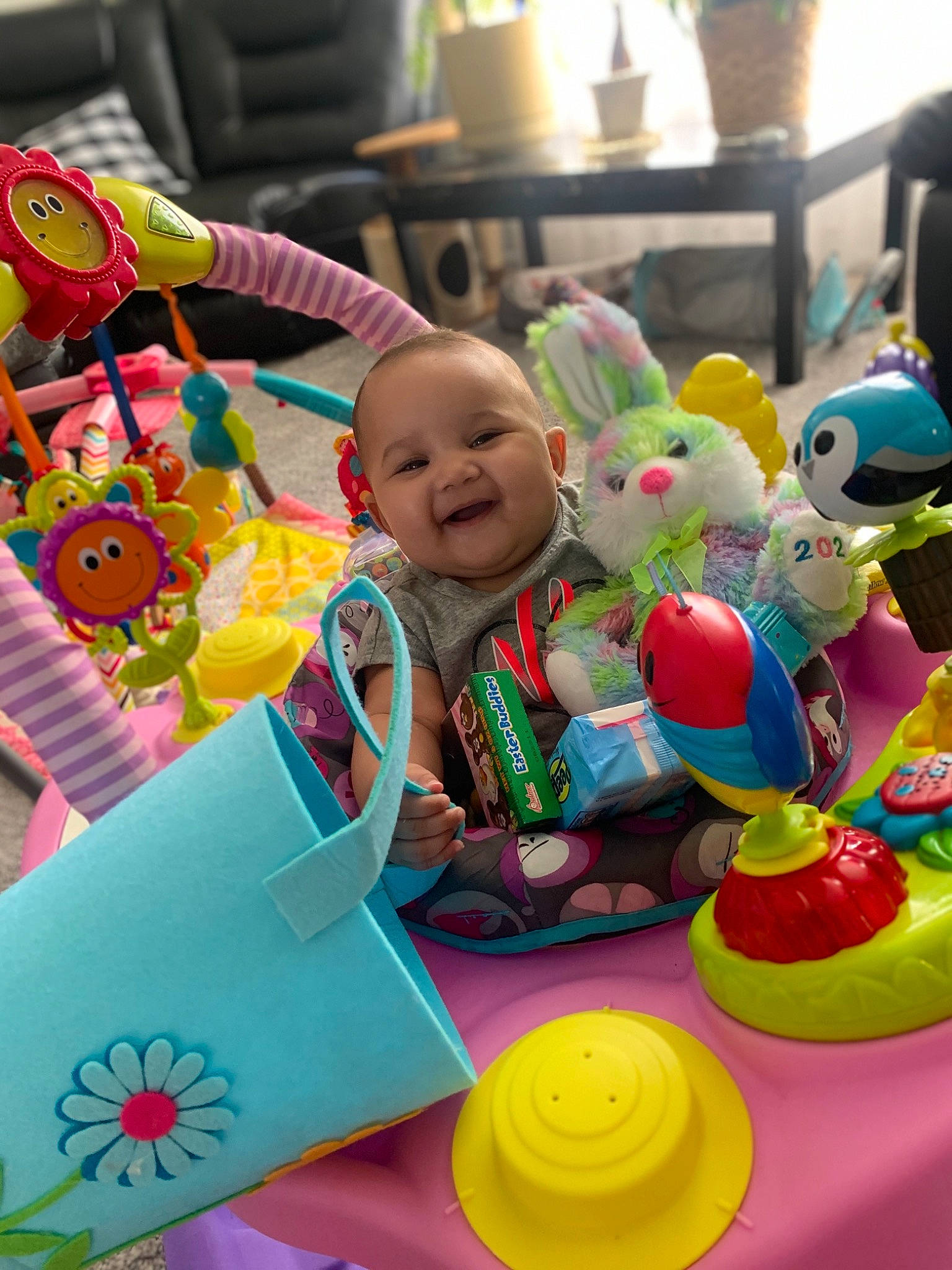 Jacquelyn joined the competition — help win amazing prizes! baby, baby_products, baby_toys, cake, cake_decorating, chair, child, event, fun, green, happy, joy, leisure, party, person, play, recreation, room, smile, snapshot
