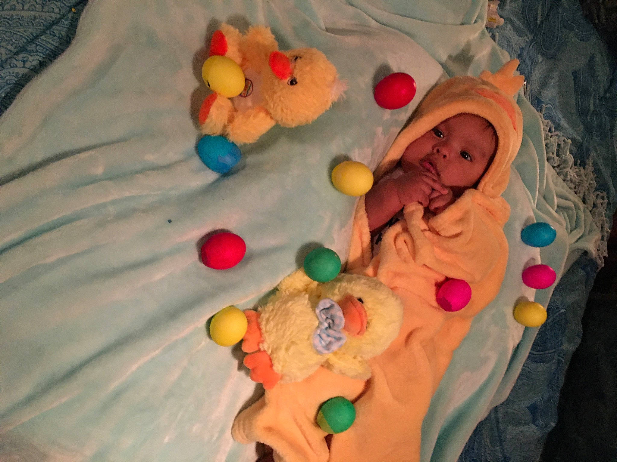 Enrique is registered to the contest to win money with this photo: child, headwear, person