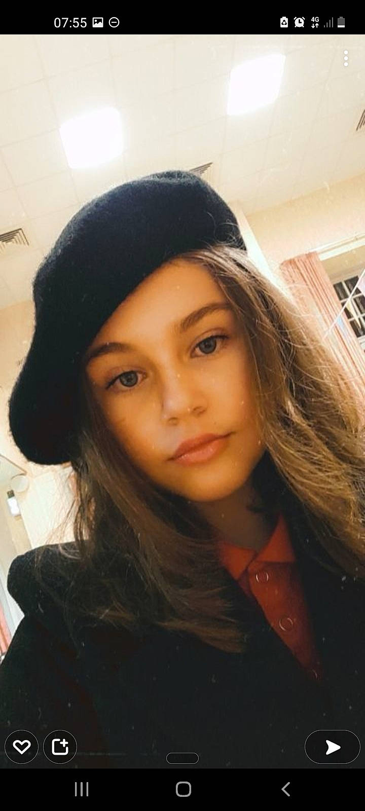 Shendy participe au concours pour gagner de l'argent avec cette photo : bangs, black_hair, brown_hair, cap, chin, cool, eyebrow, eyelash, flash_photography, forehead, jaw, layered_hair, lip, lipstick, long_hair, nose, outerwear, person, selfie, street_fashion