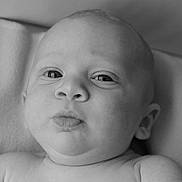 Ewan a rejoint le concours — aidez-le/la à gagner de superbes lots !